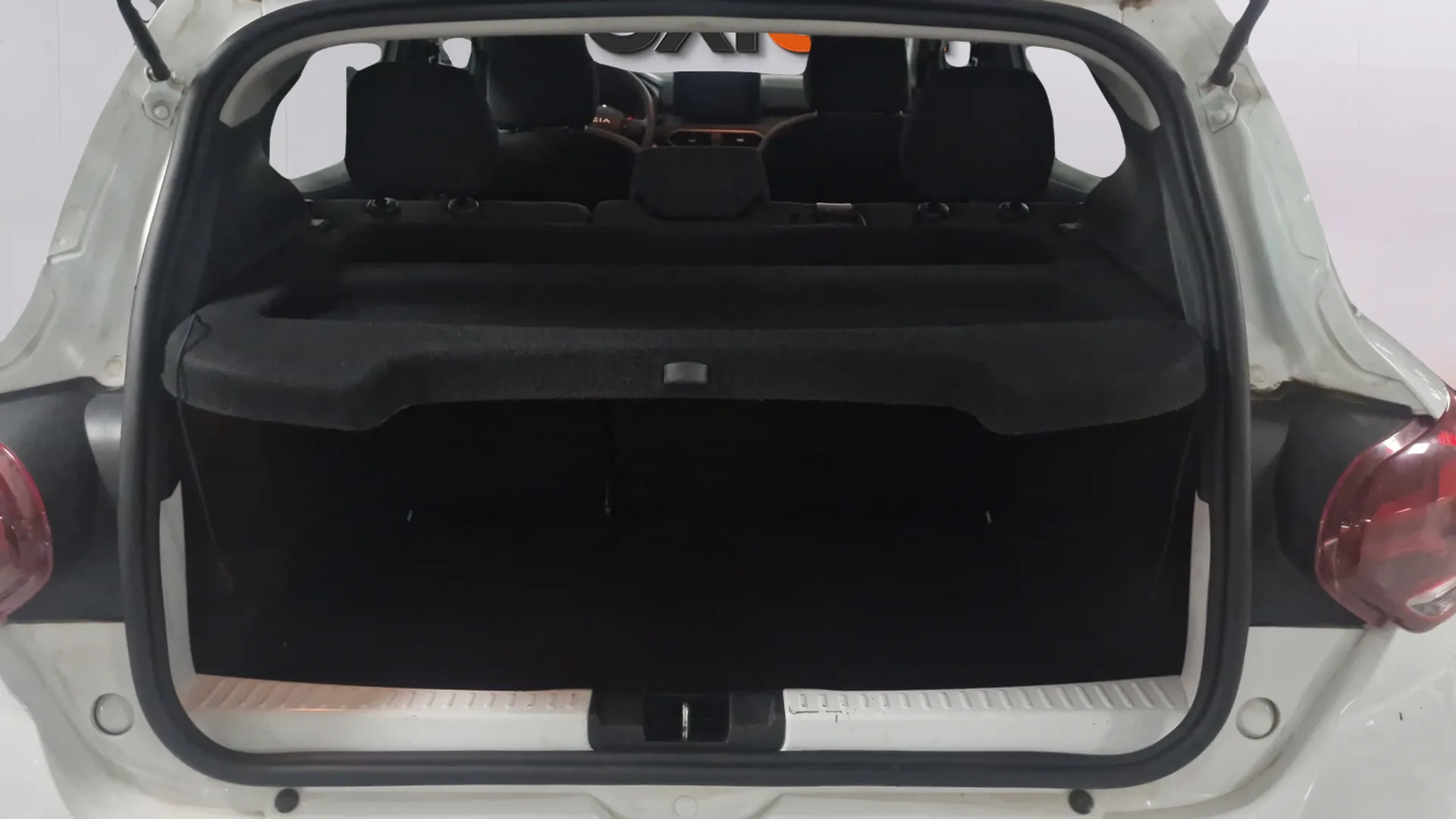 Dacia Sandero Expression TCe - foto 23
