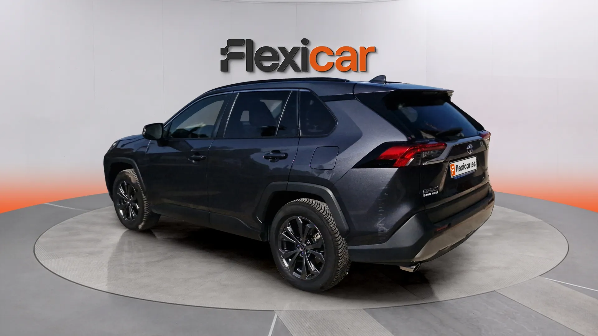 Toyota RAV4 2.5l 220H Advance - foto 8