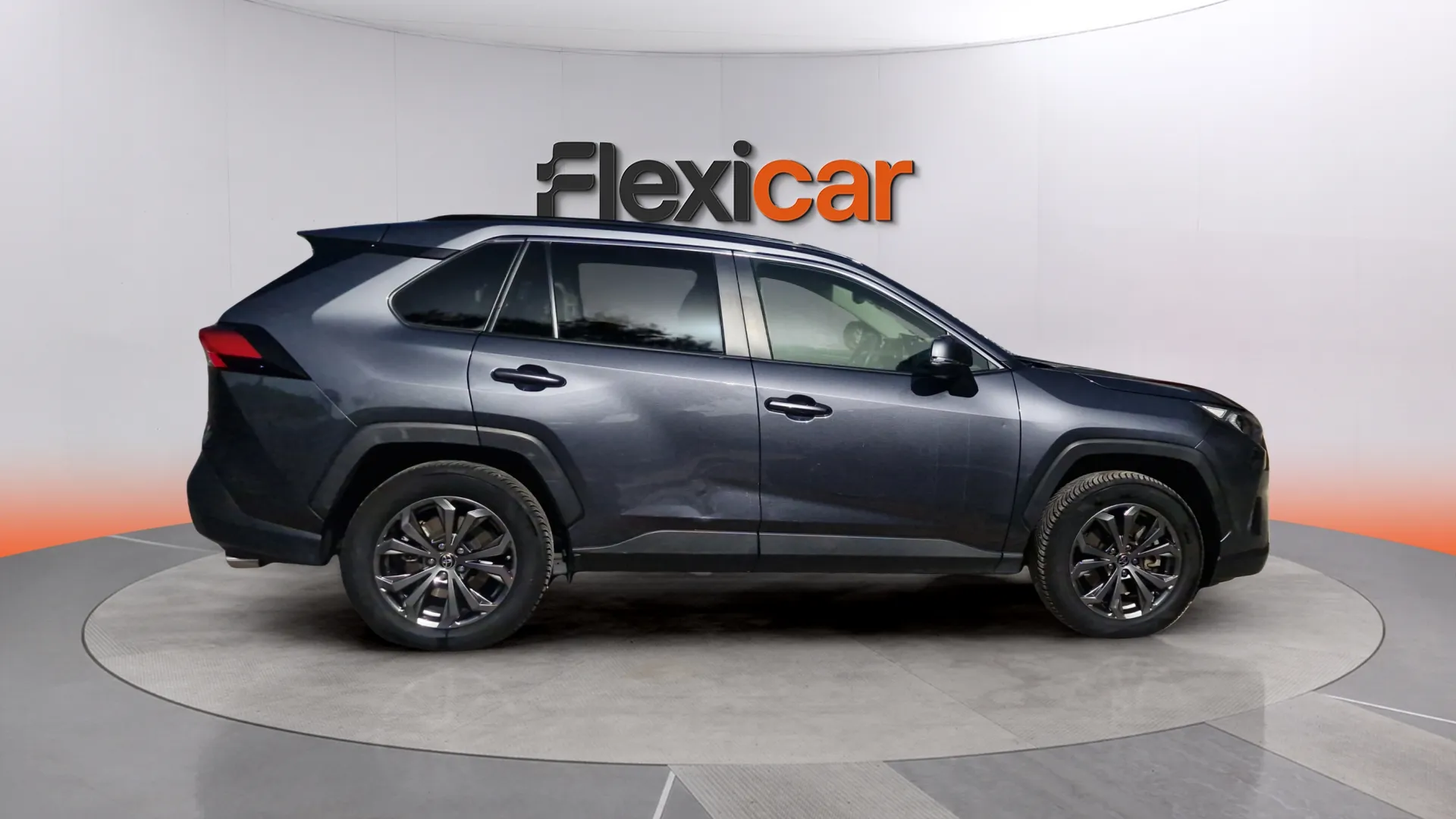 Toyota RAV4 2.5l 220H Advance - foto 4