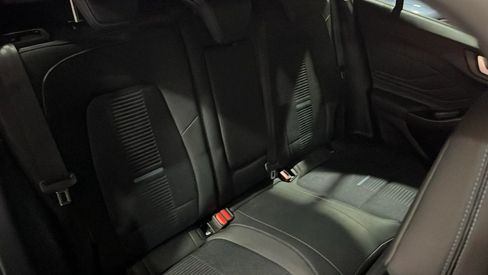 Ford Focus 1.0 EcoBoost MHEV Active X - foto 18