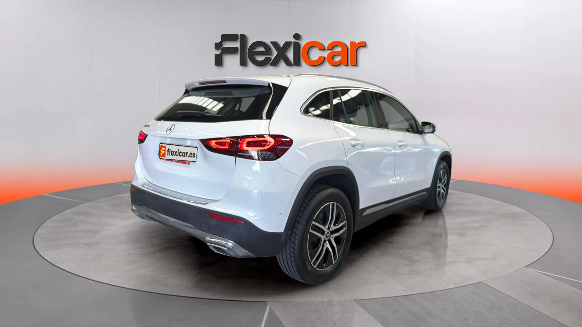 Mercedes-Benz GLA 200 D - foto 6