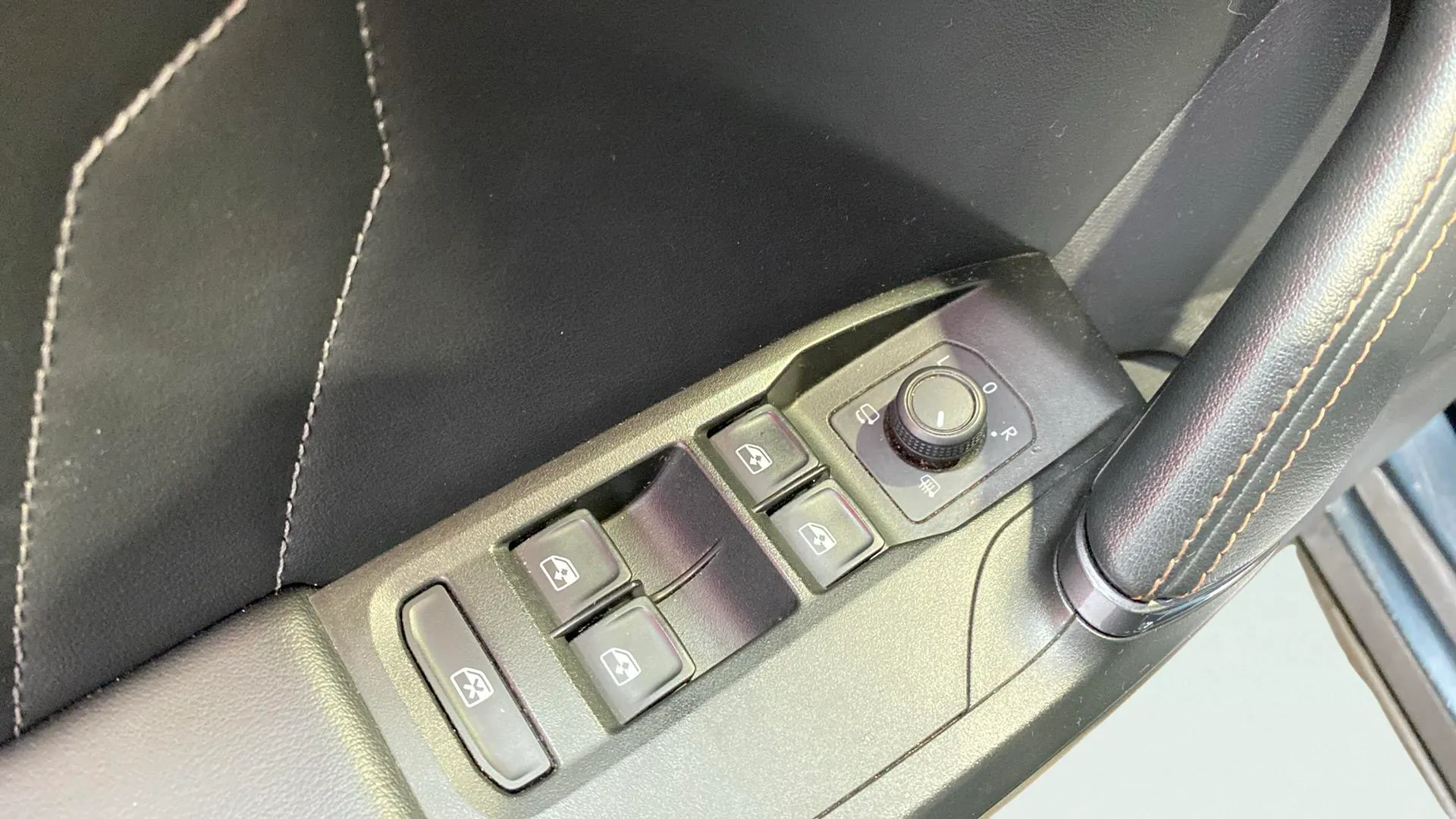 Cupra Formentor 1.5 TSI DSG - foto 20