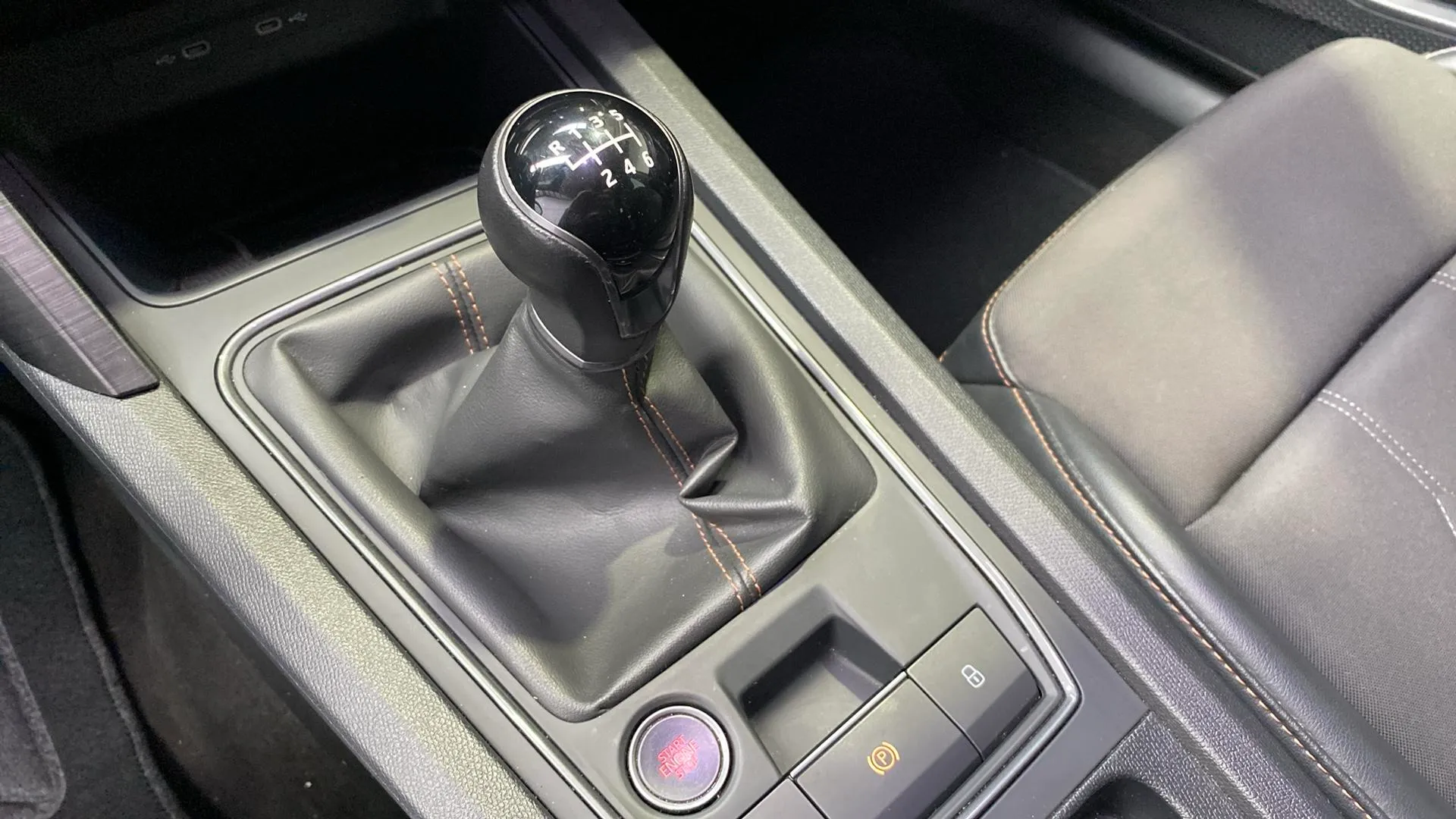 Cupra Formentor 1.5 TSI DSG - foto 21