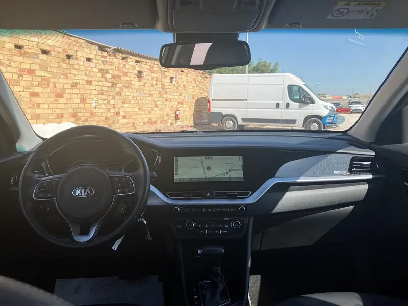 Kia Niro 1.6 GDi Drive - foto 24