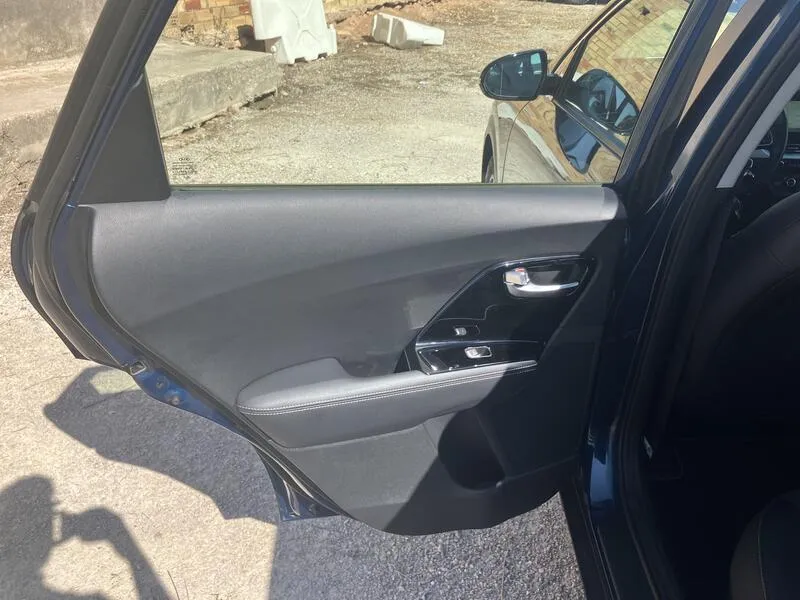 Kia Niro 1.6 GDi Drive - foto 21