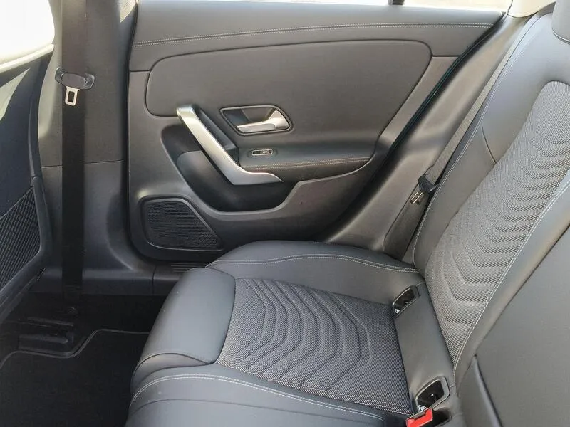 Mercedes-Benz Clase C 250e - foto 31