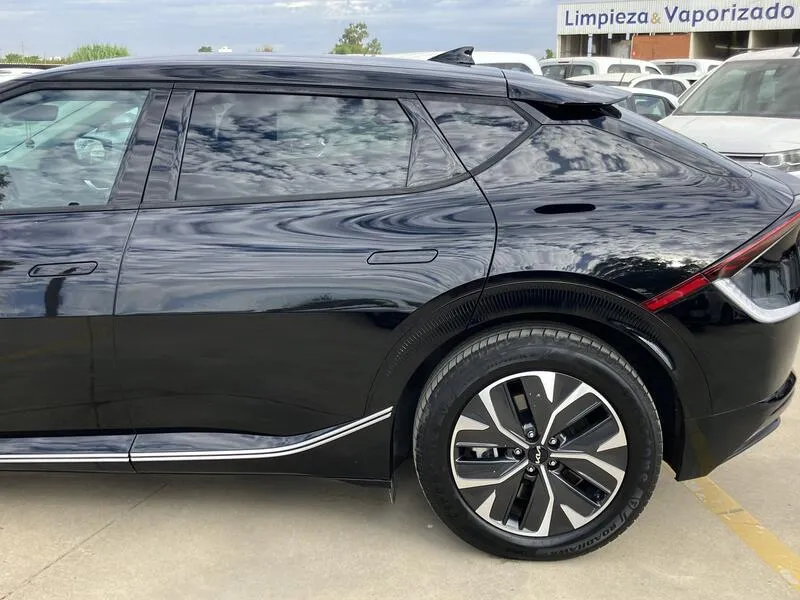 Kia EV6 Air 2WD - foto 21