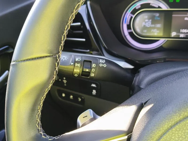 Kia Niro 1.6 GDi Drive - foto 29