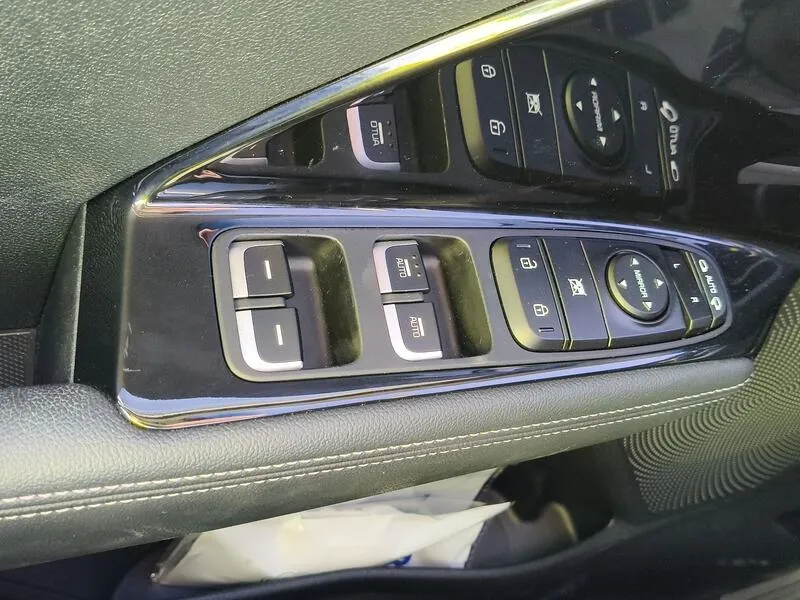 Kia Niro 1.6 GDi Drive - foto 31