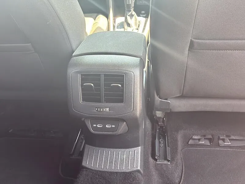 Volkswagen T-Roc 2.0 TDI Advance - foto 26