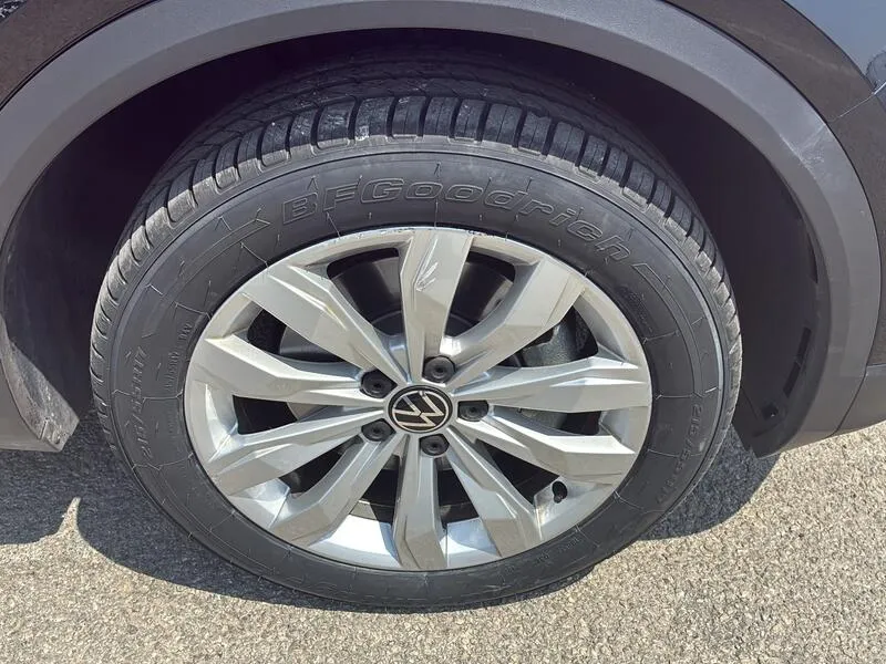 Volkswagen T-Roc 2.0 TDI Advance - foto 32