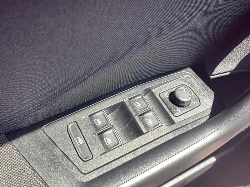 Volkswagen T-Roc 2.0 TDI Advance - foto 14