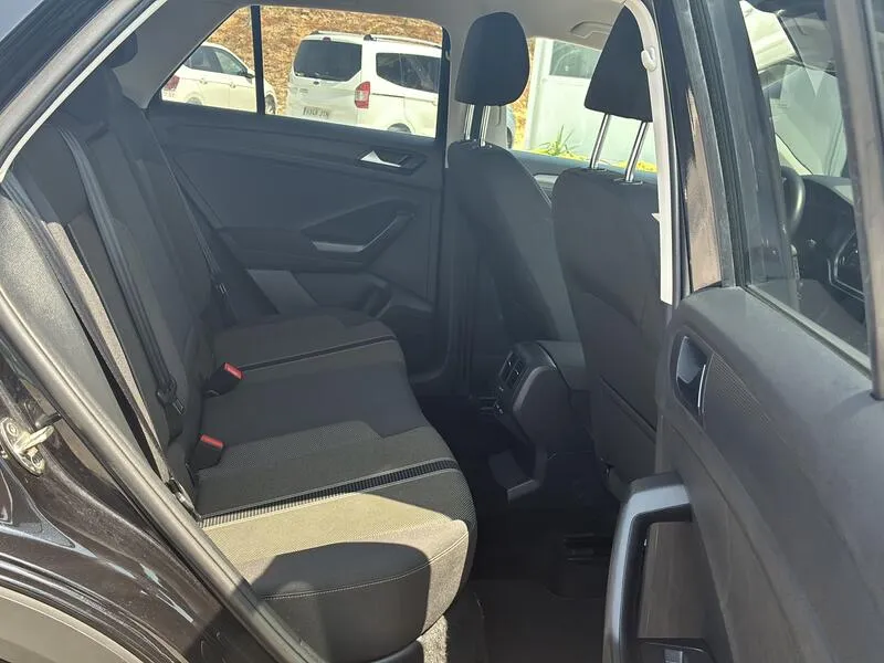 Volkswagen T-Roc 2.0 TDI Advance - foto 25