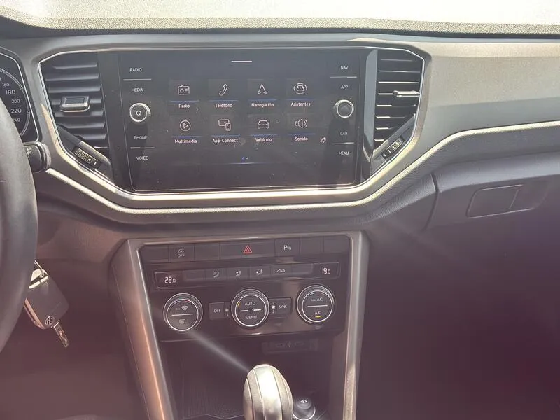 Volkswagen T-Roc 2.0 TDI Advance - foto 15