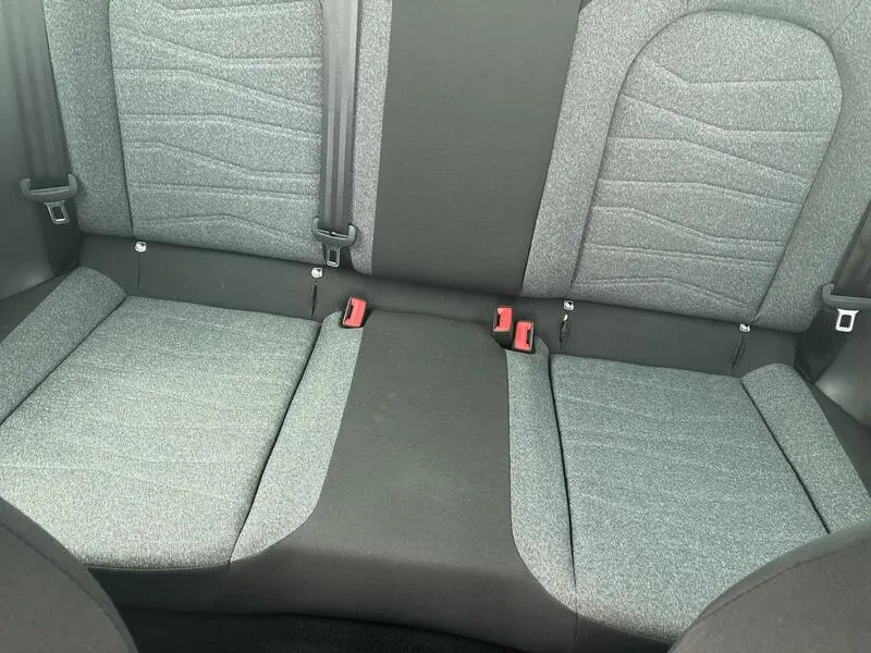 SEAT Arona 1.0 TSI Xperience Plus - foto 27