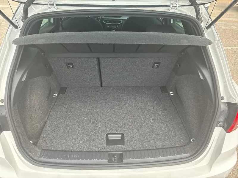SEAT Arona 1.0 TSI Xperience Plus - foto 33