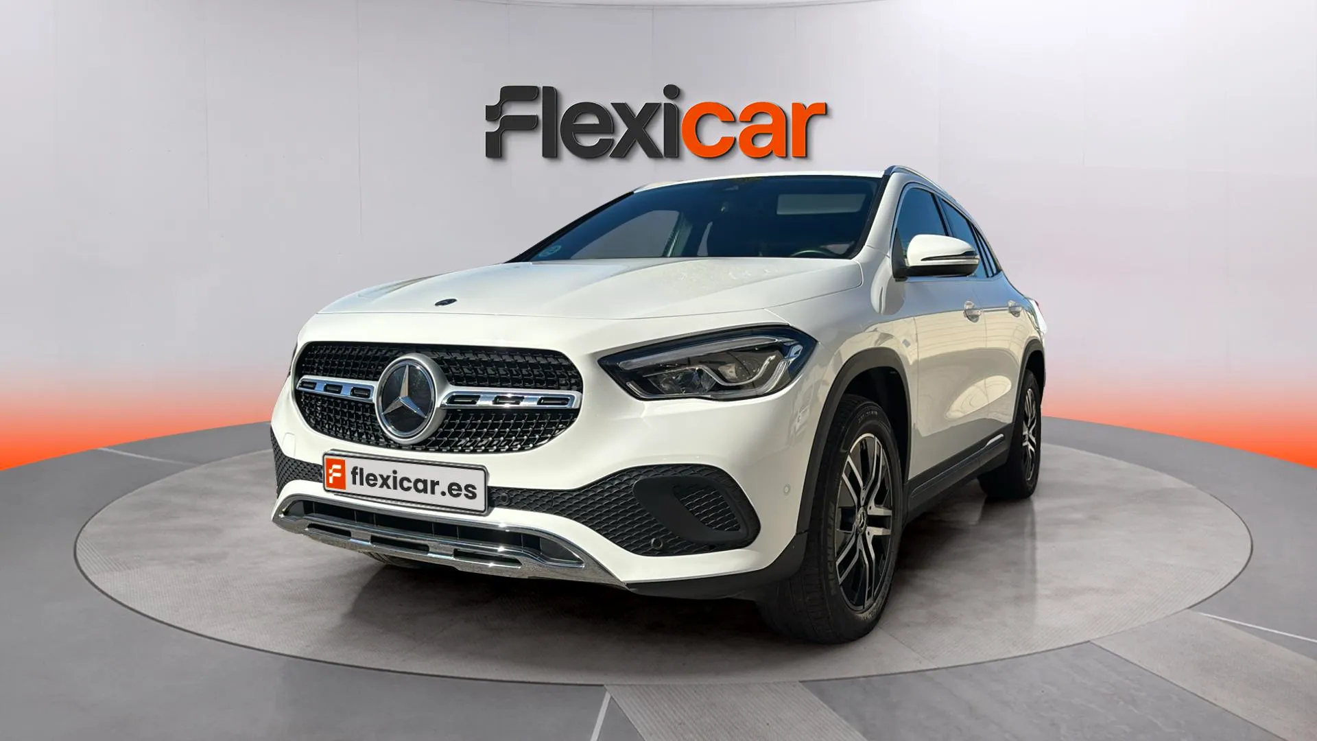 Mercedes-Benz GLA 200 D 4MATIC - foto 3
