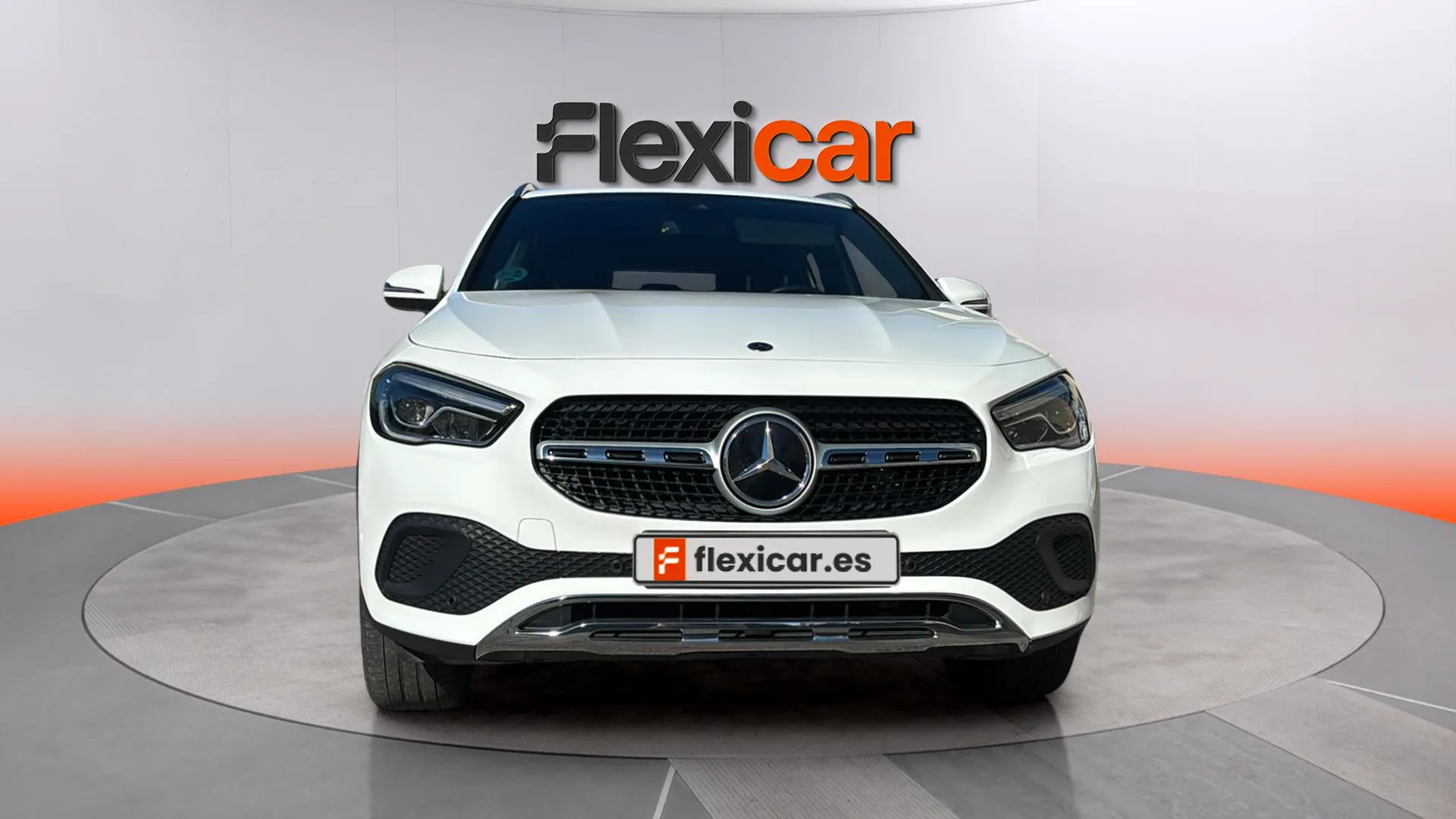 Mercedes-Benz GLA 200 D 4MATIC - foto 2