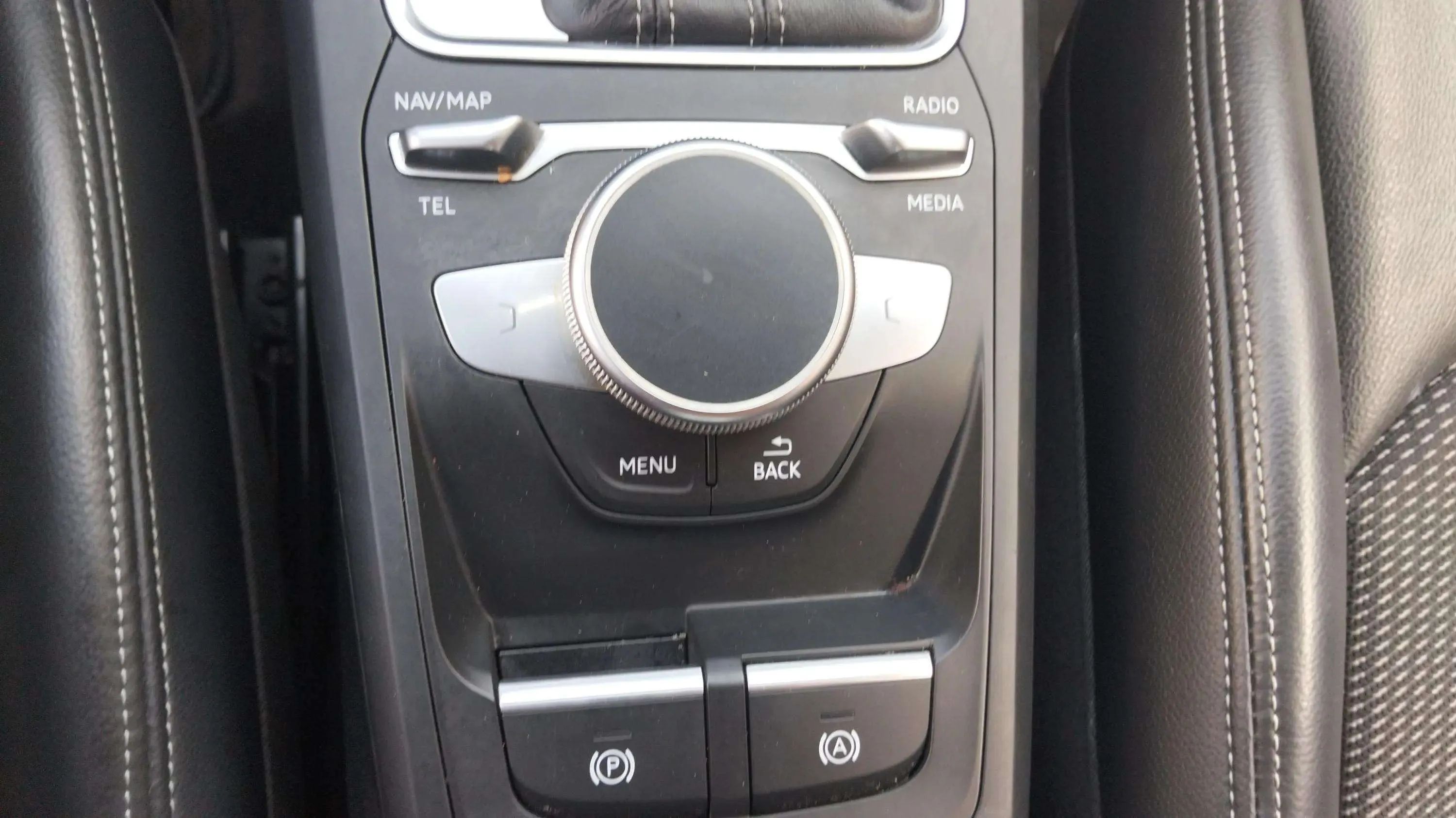 Audi Q2 S line 35 TDI S tronic - foto 20