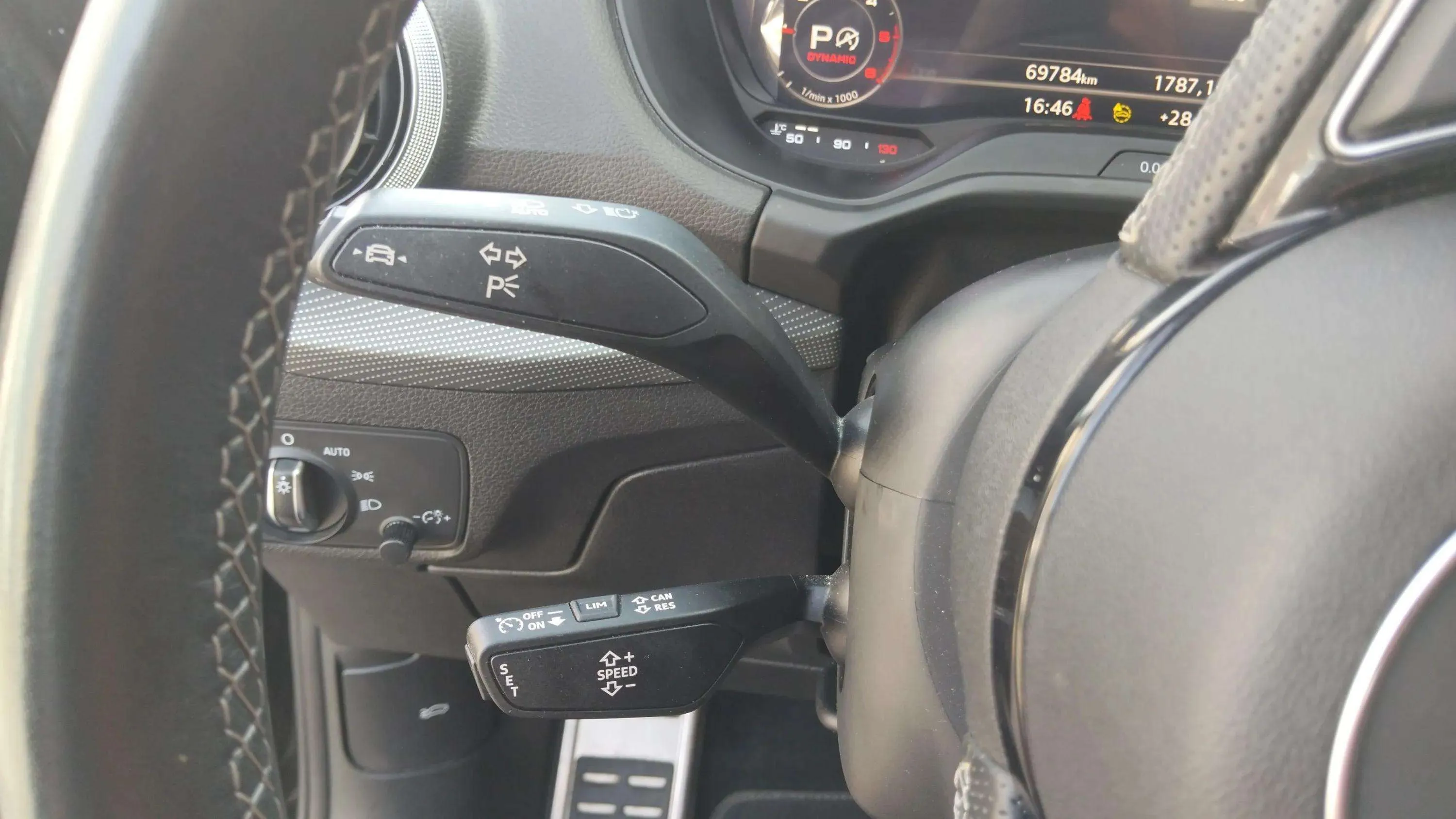 Audi Q2 S line 35 TDI S tronic - foto 11