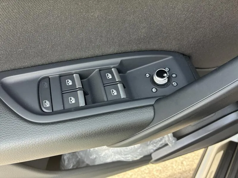 Audi Q5 2.0 TDI advanced - foto 29