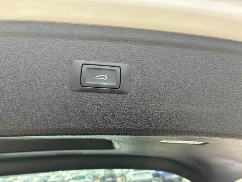 Audi Q5 2.0 TDI advanced - foto 34