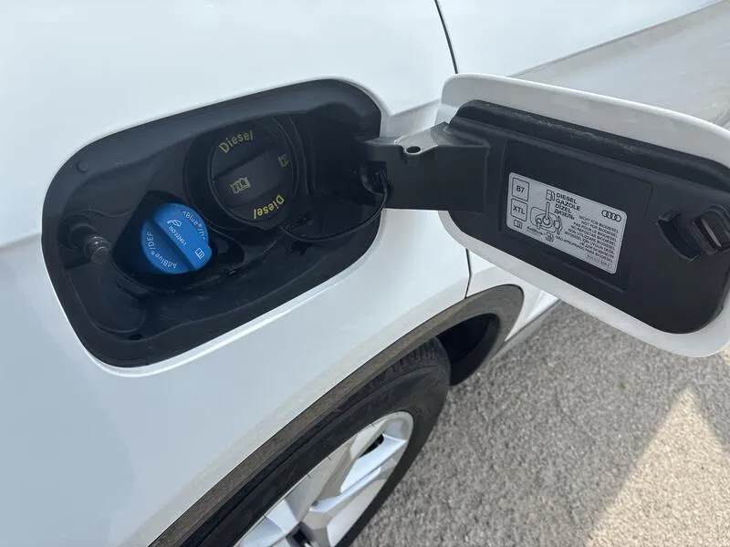 Audi Q5 2.0 TDI advanced - foto 36