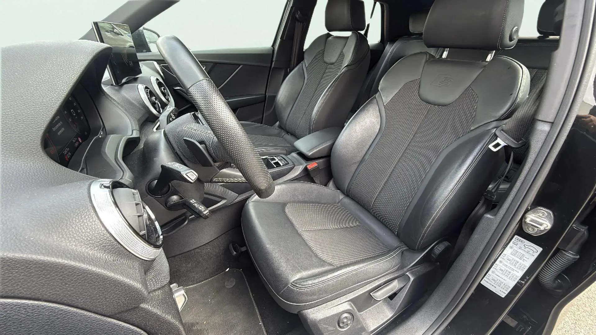 Audi Q2 S line 35 TDI S tronic - foto 25