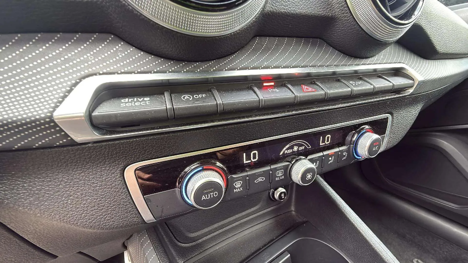 Audi Q2 S line 35 TDI S tronic - foto 18