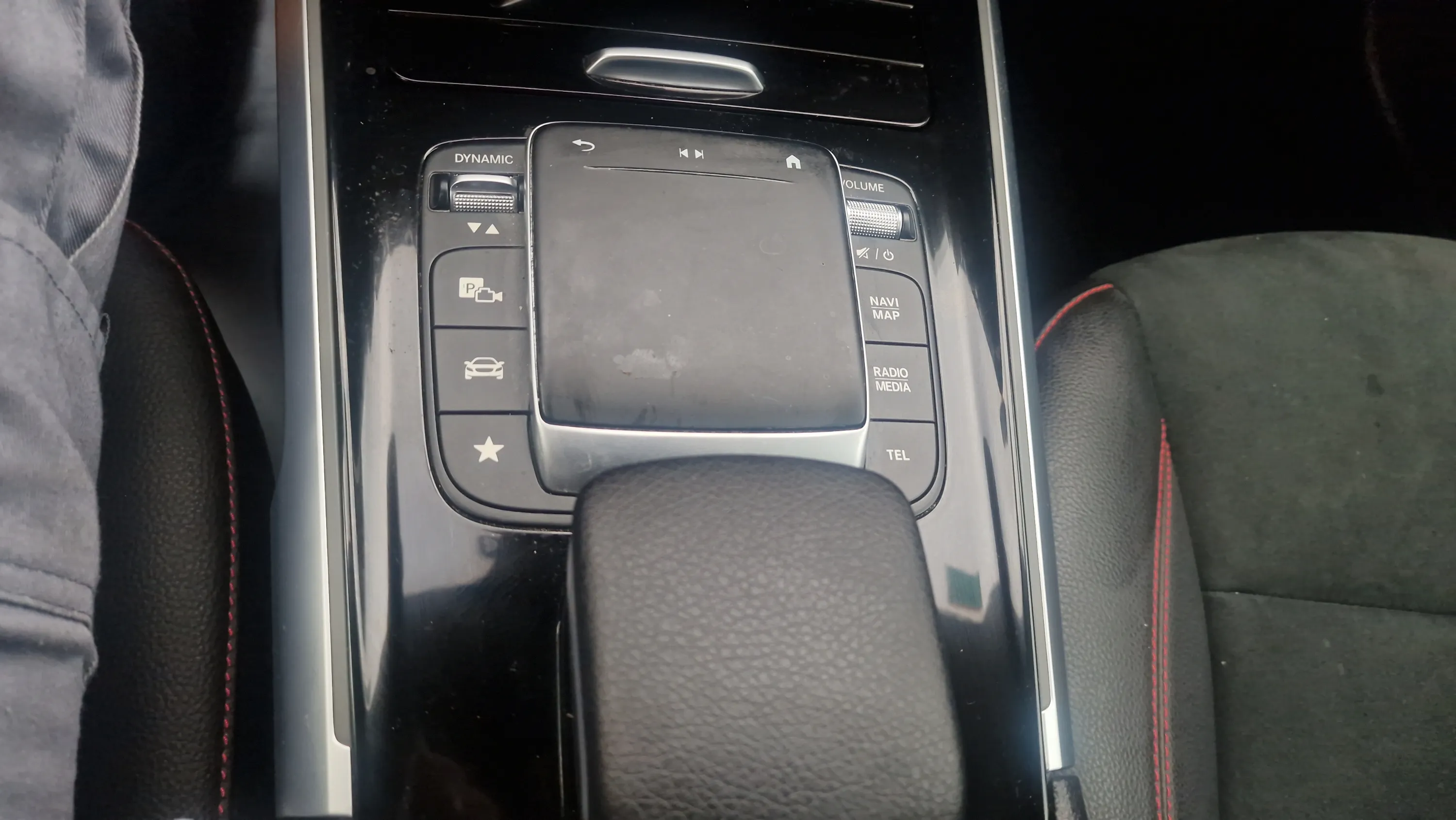 Mercedes-Benz GLB 2.0 GLB 200 D DCT - foto 19