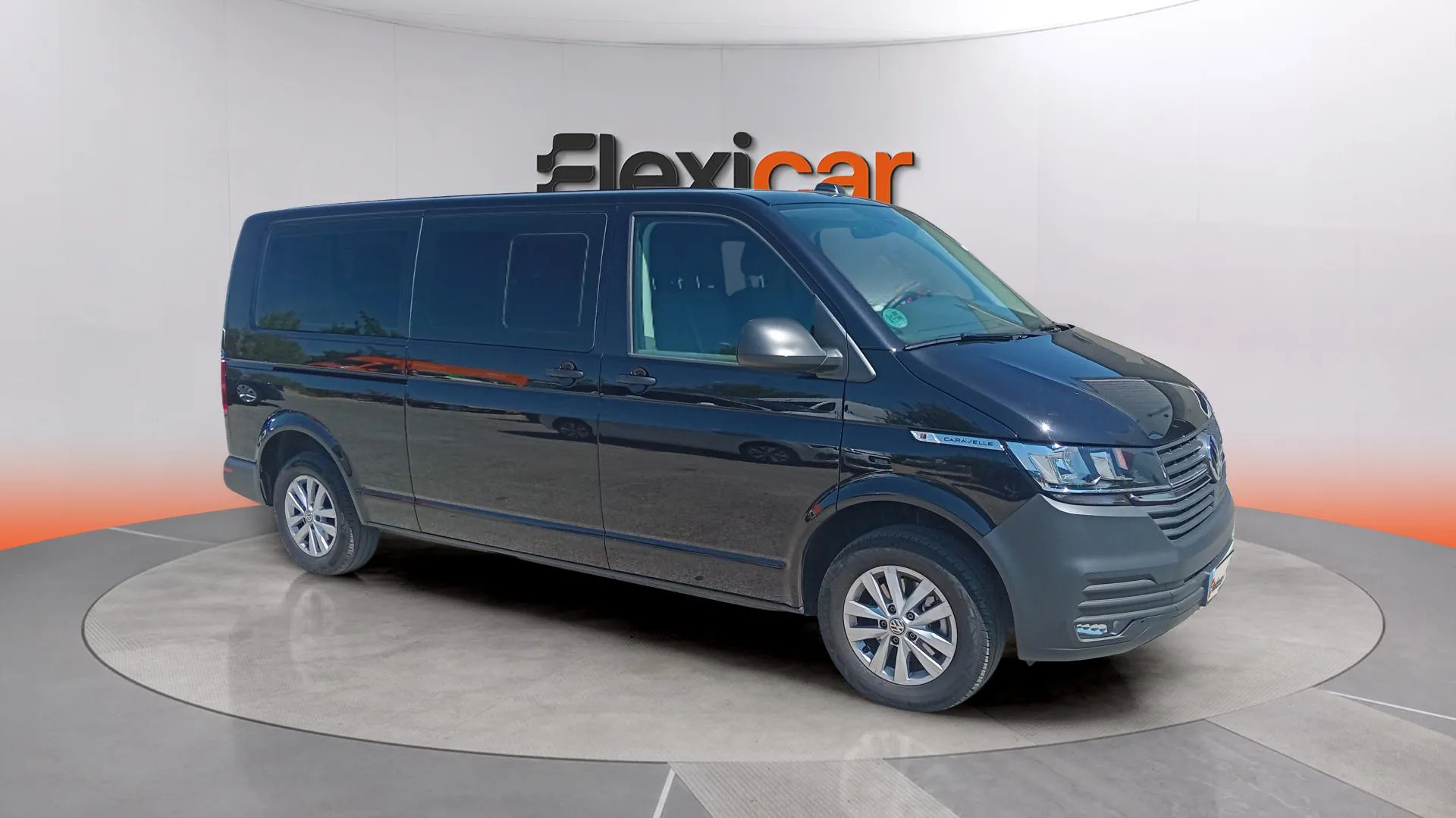 Volkswagen Caravelle Larga 2.0 TDI Aut