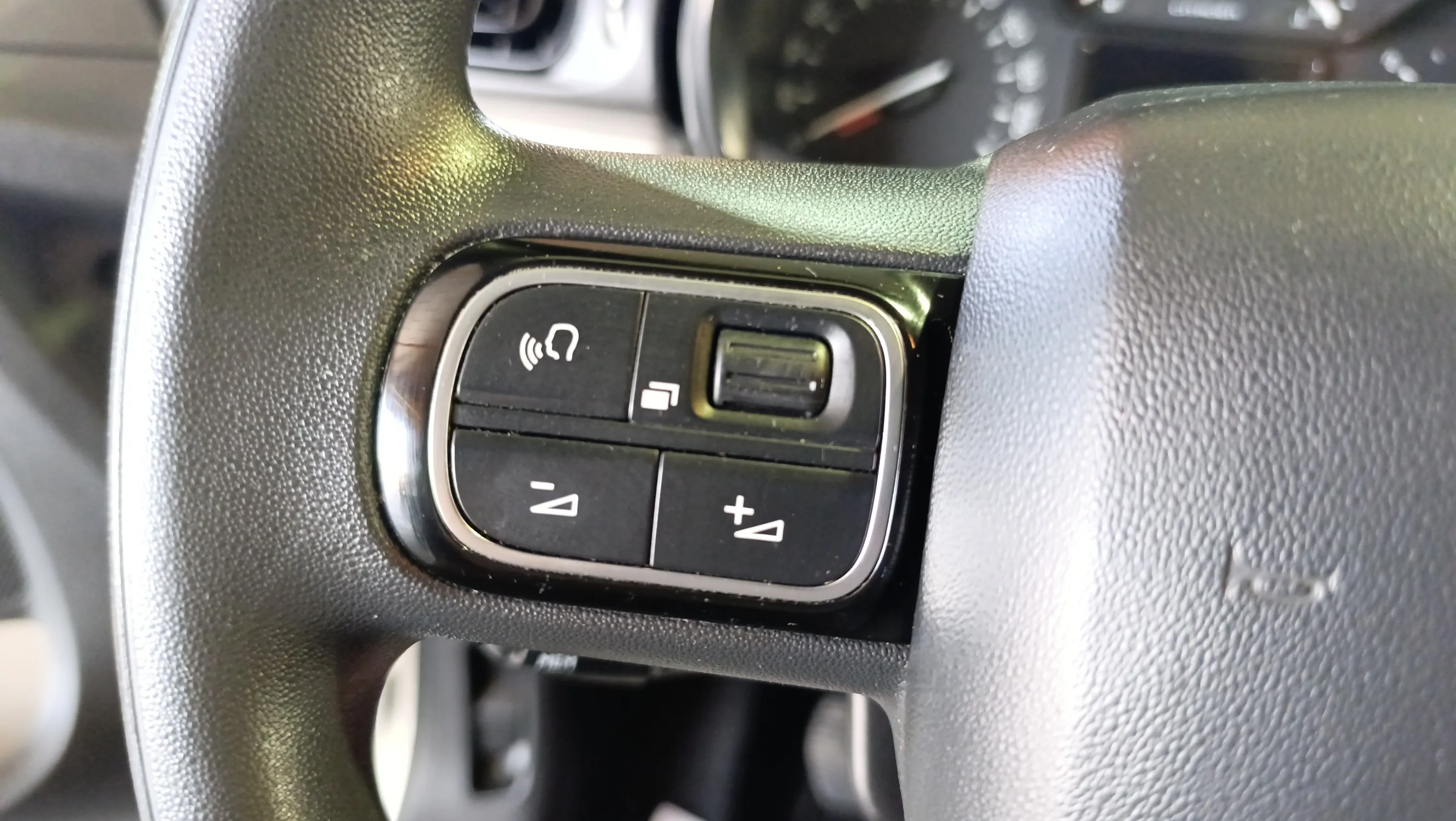 Citroën C3 BlueHDi Feel - foto 11