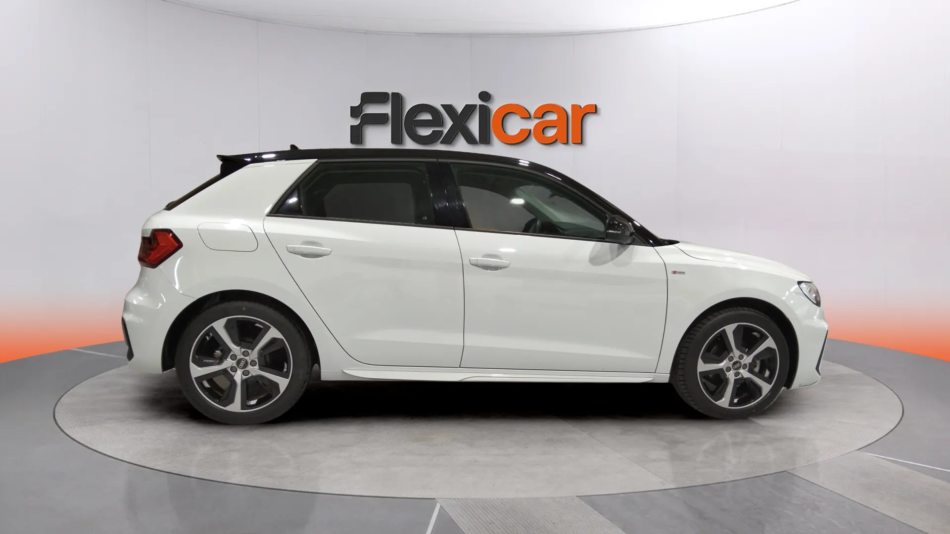 Audi A1 Sportback Adrenalin 30 TFSI - foto 8