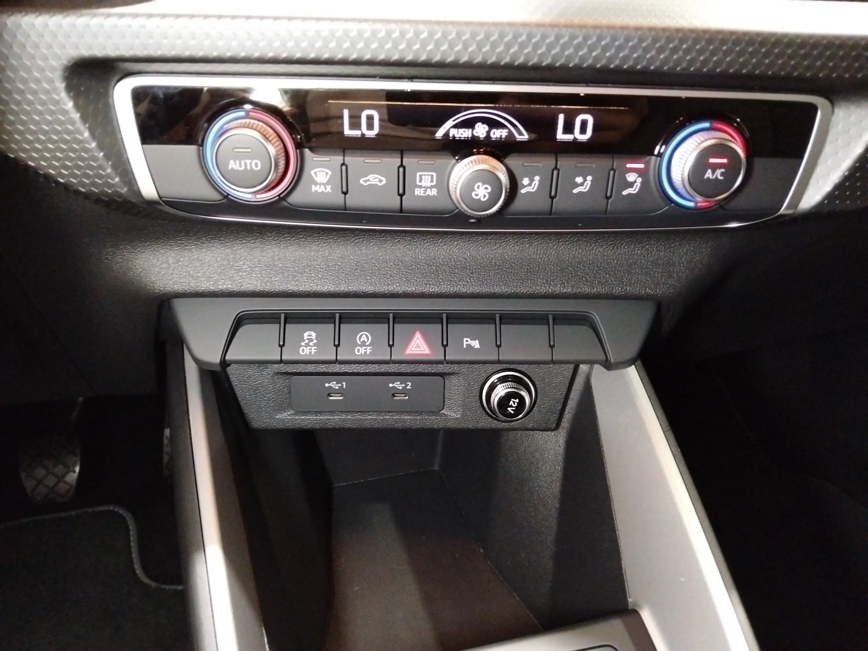 Audi A1 Sportback Adrenalin 30 TFSI - foto 21