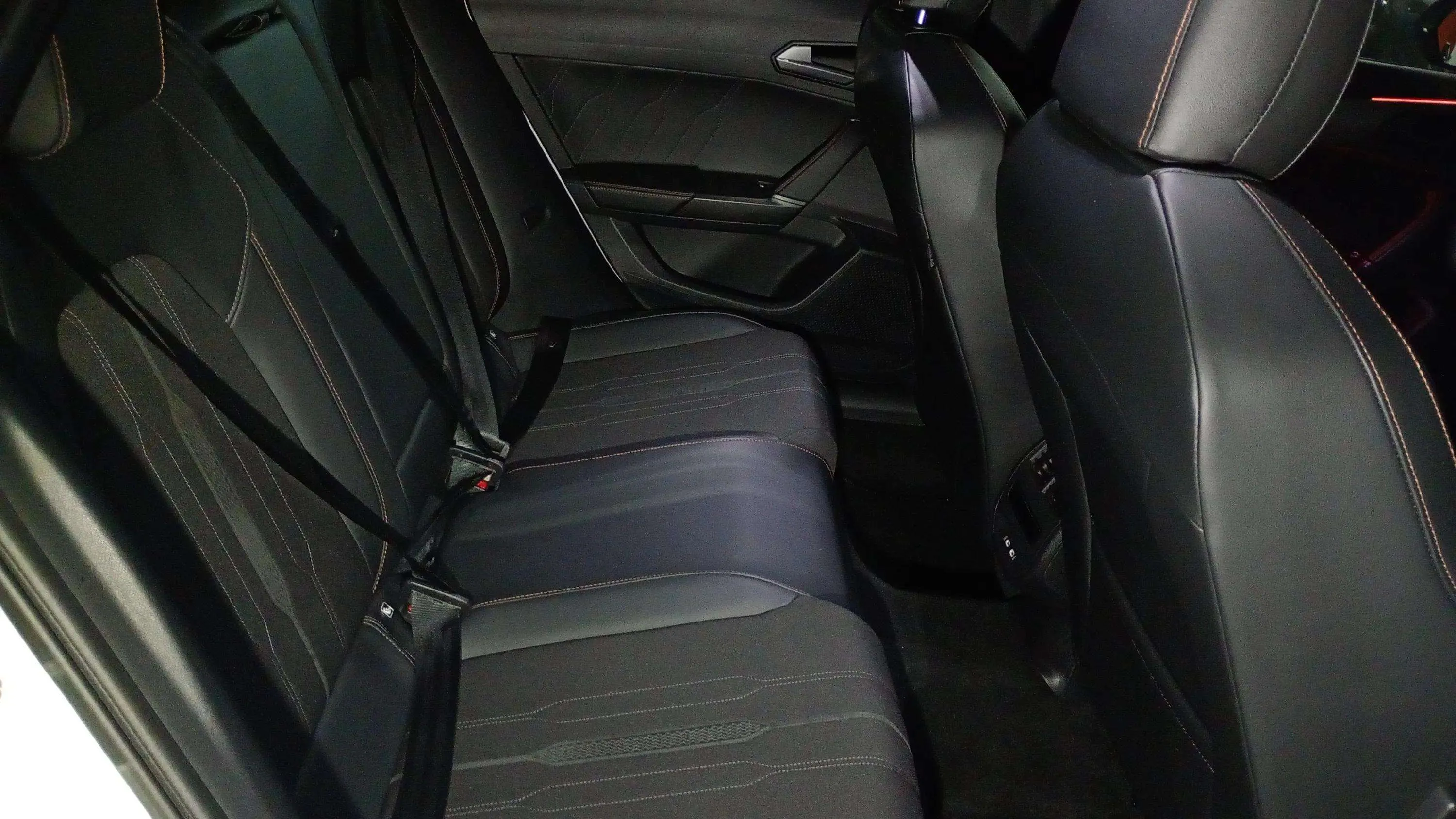 Cupra Formentor 1.4 e-Hybrid DSG - foto 7