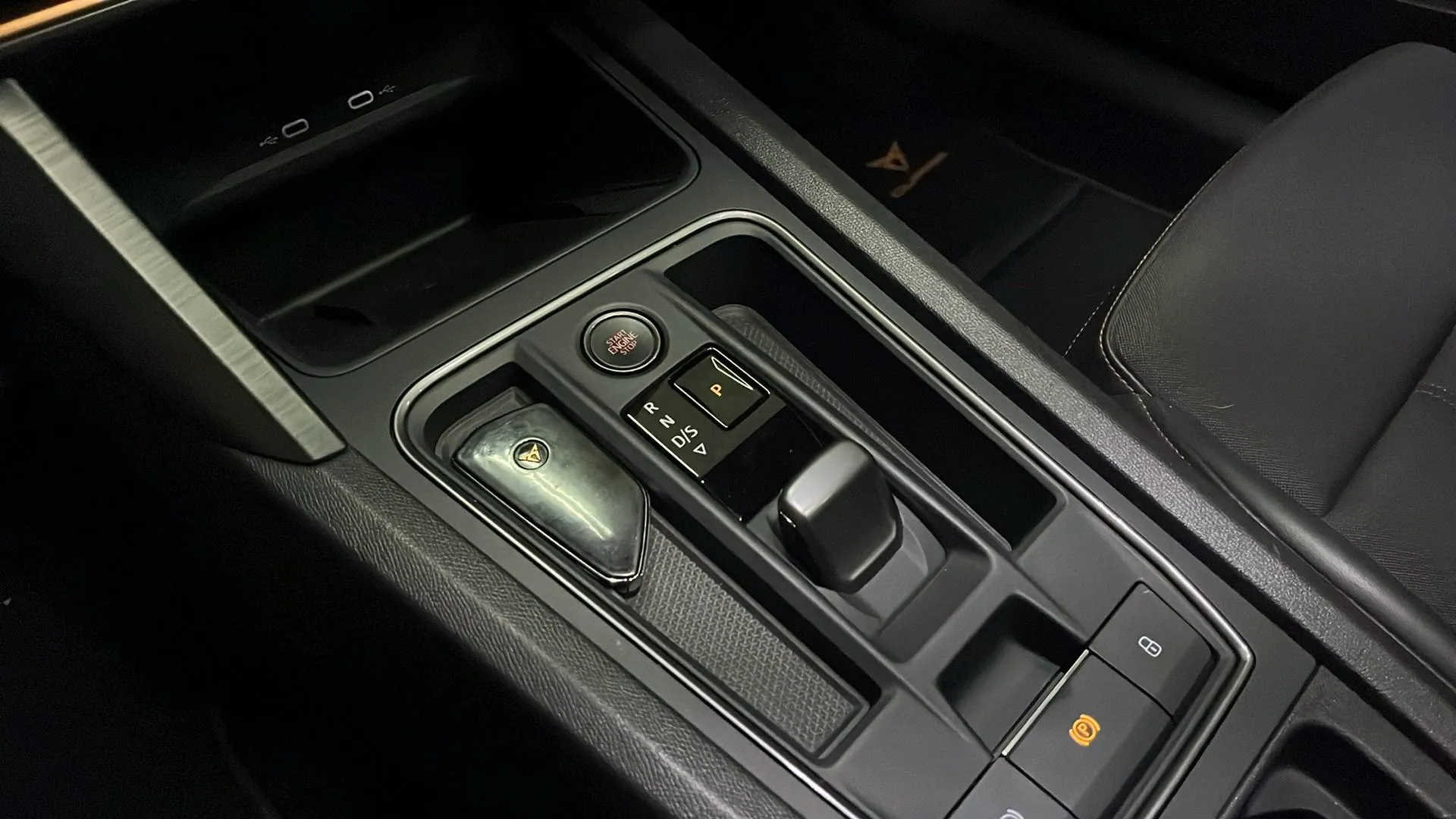 Cupra Formentor 1.5 TSI DSG - foto 13