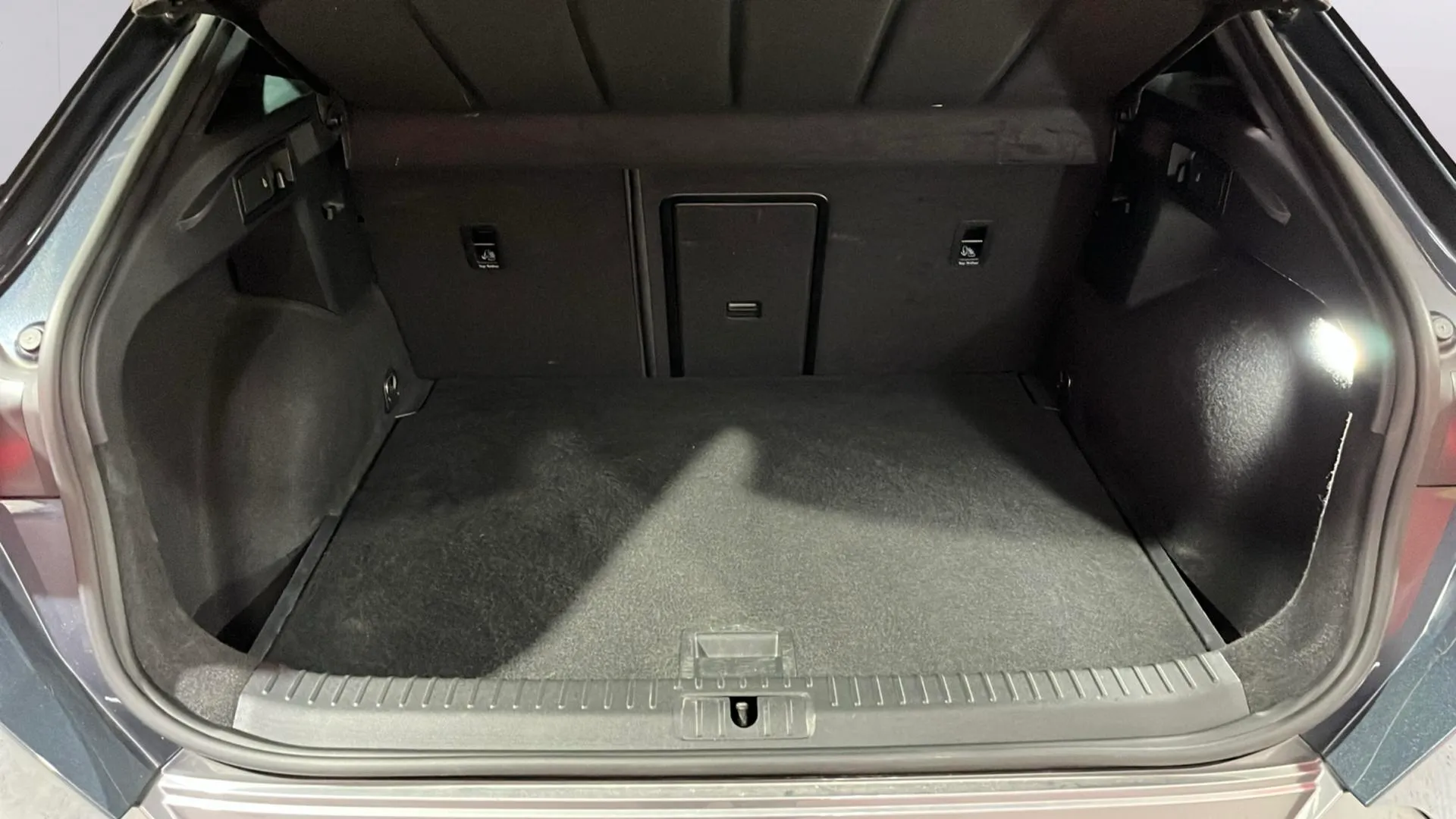 Cupra Formentor 1.5 TSI DSG - foto 22