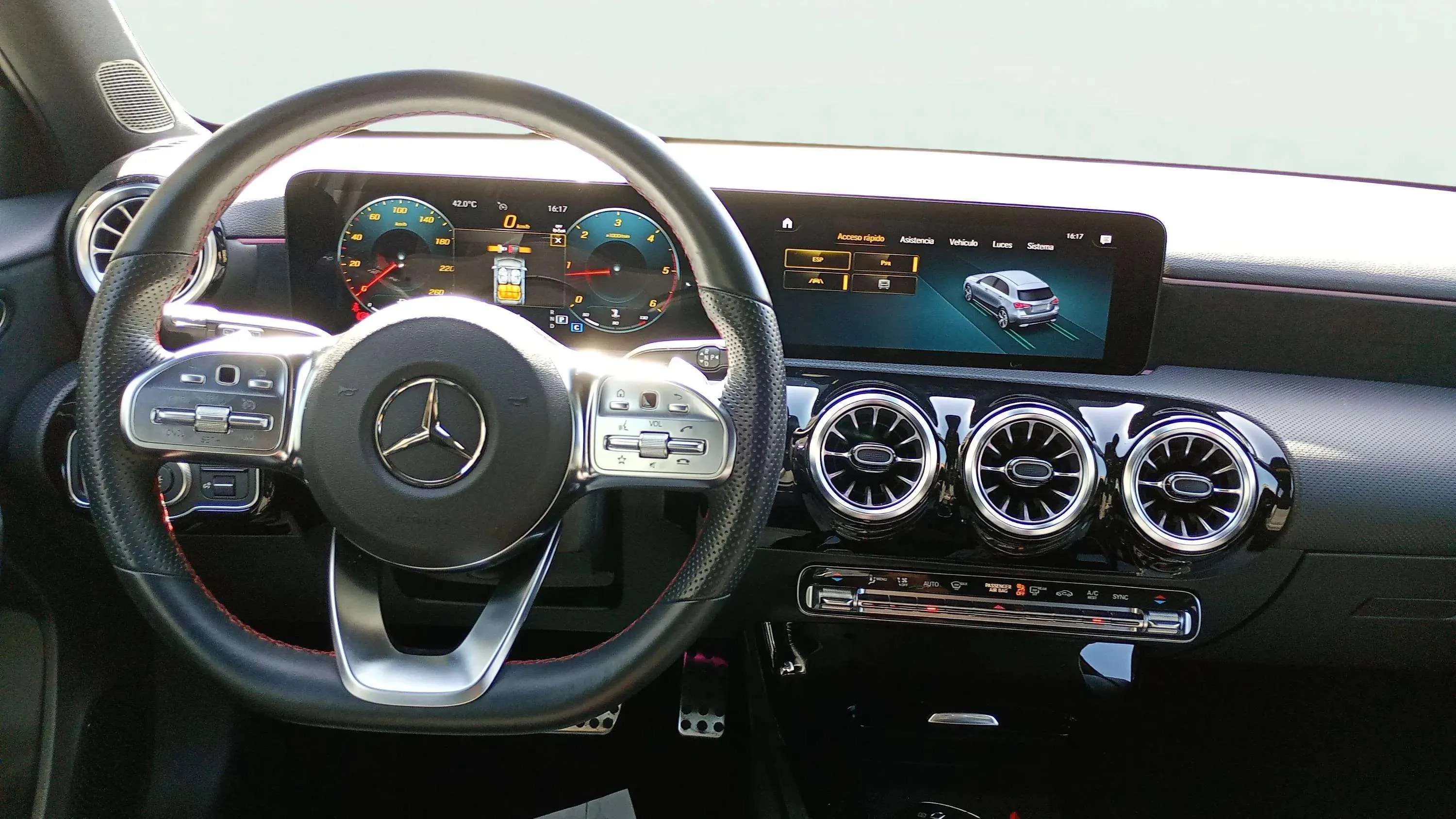 Mercedes-Benz Clase A A 200 d - foto 9