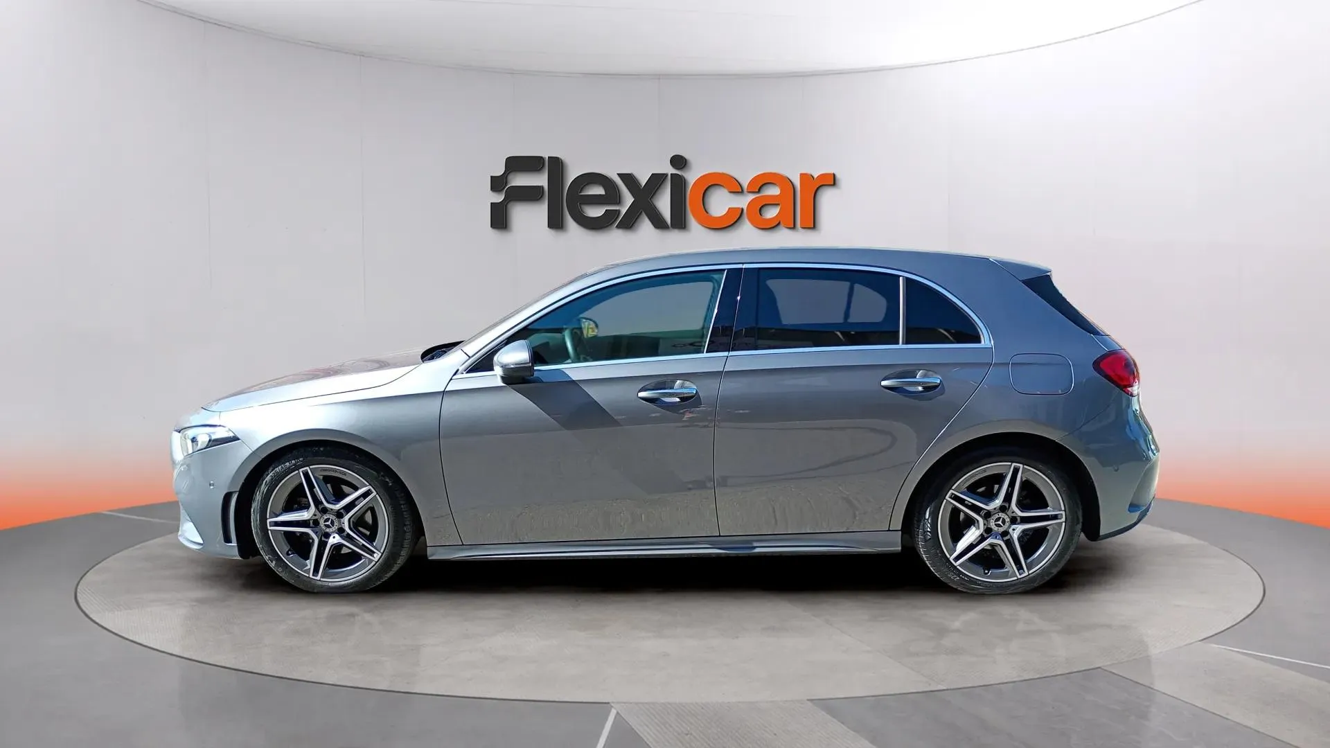 Mercedes-Benz Clase A A 200 d - foto 4