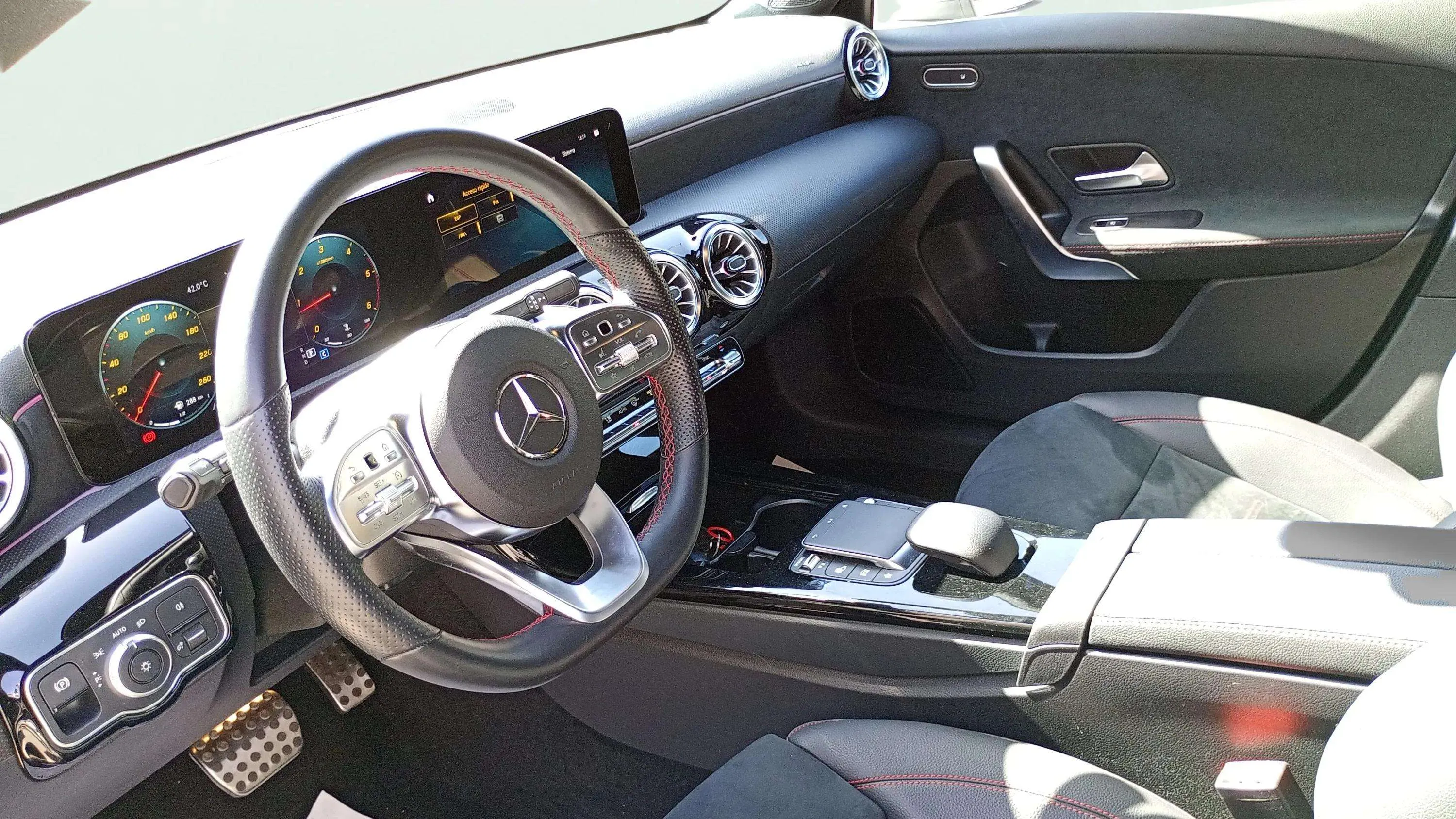 Mercedes-Benz Clase A A 200 d - foto 11