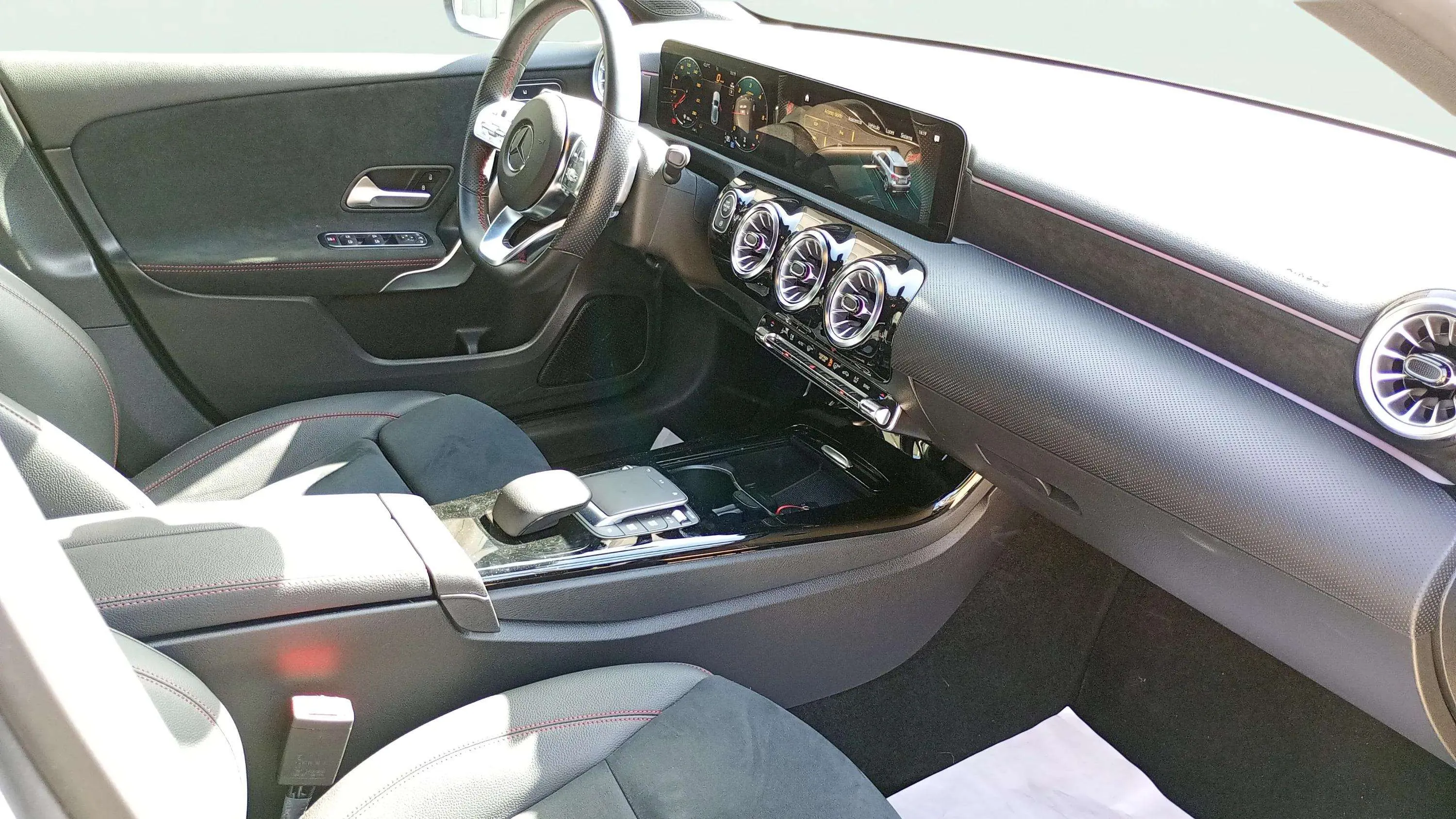Mercedes-Benz Clase A A 200 d - foto 12