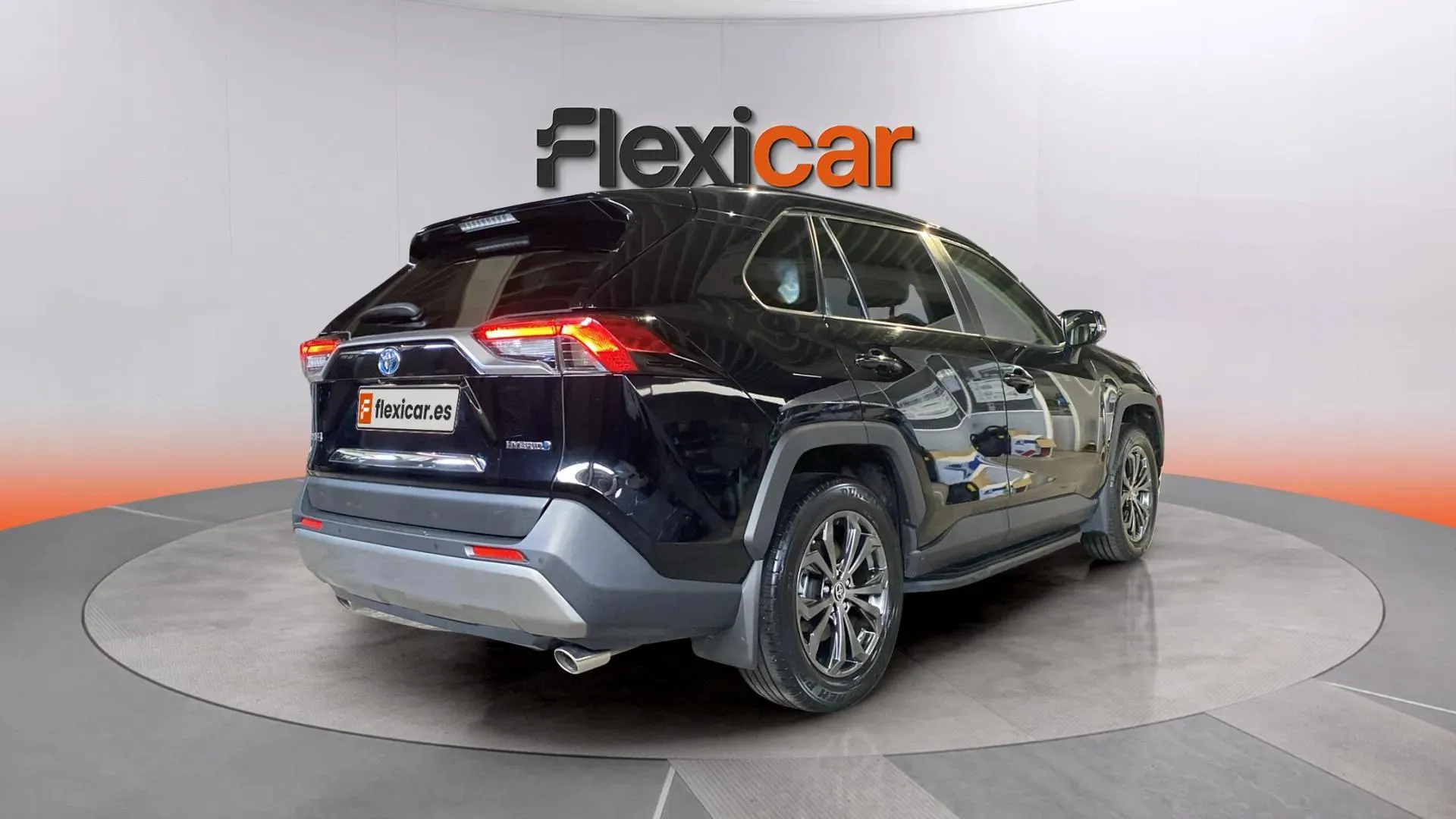 Toyota RAV4 2.5l 220H Advance - foto 5