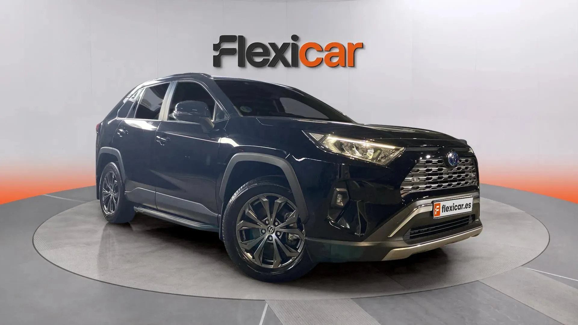 Toyota RAV4 2.5l 220H Advance