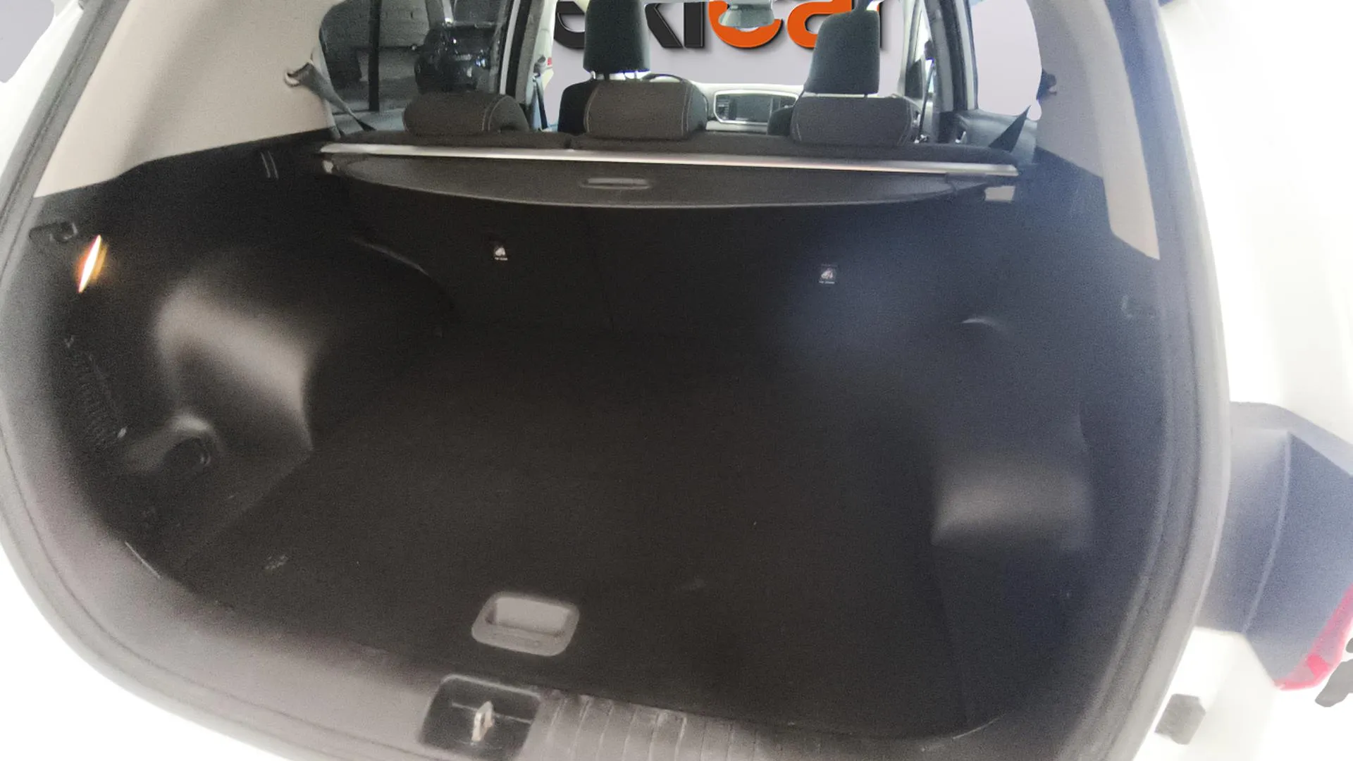 Kia Sportage 1.6 MHEV Concept 4x2 - foto 10