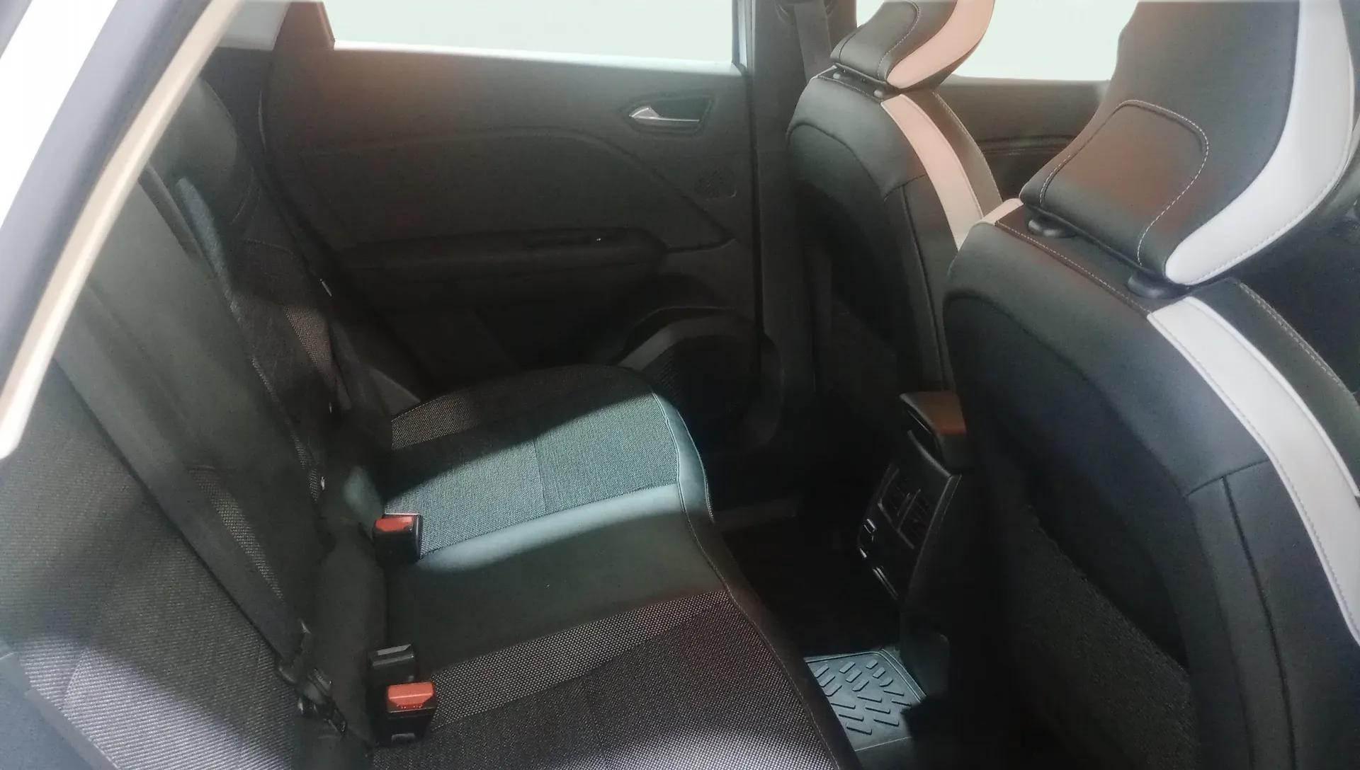 Renault Captur Intens TCe GLP - foto 8