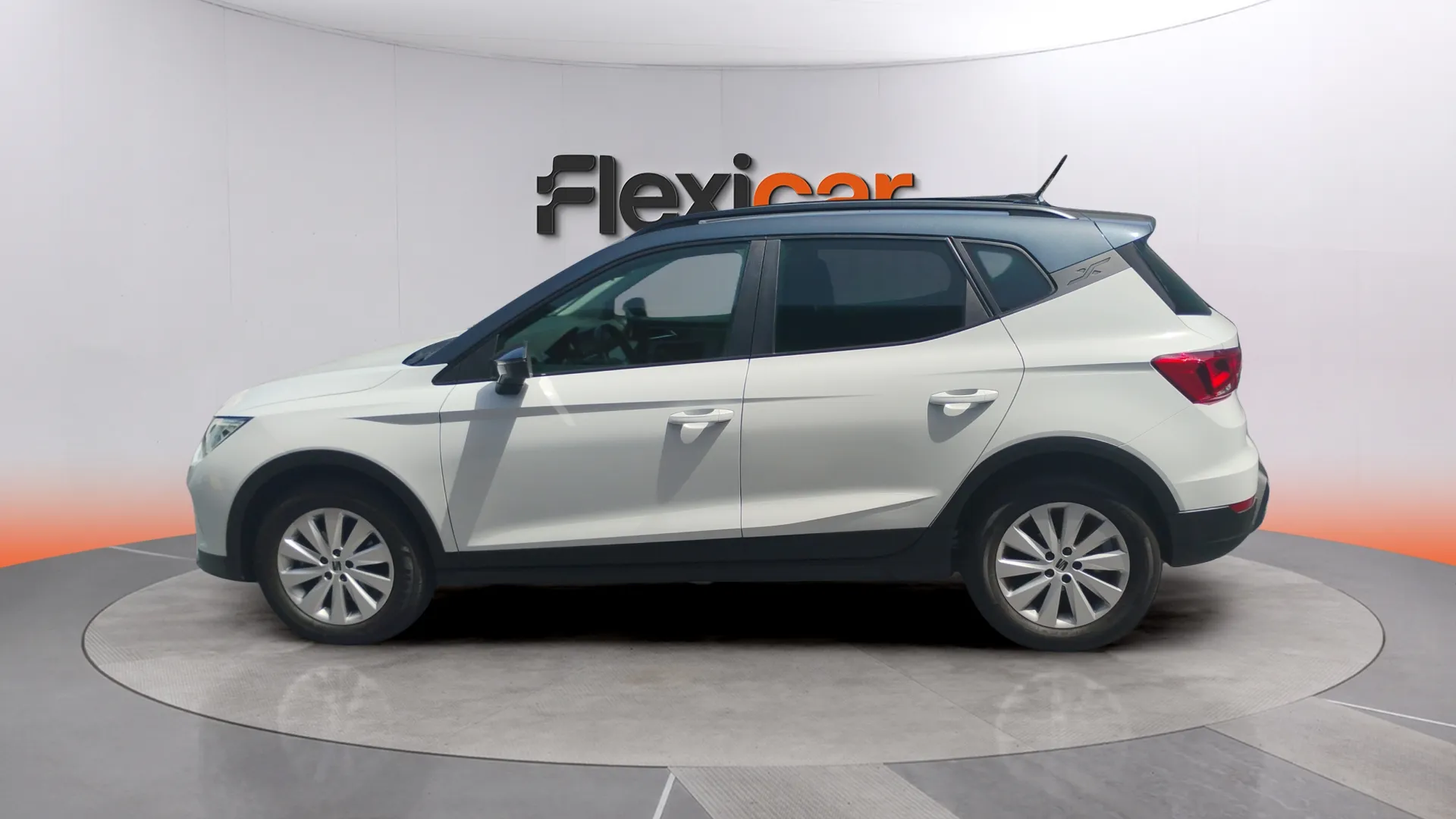 SEAT Arona 1.0 TSI Style - foto 4