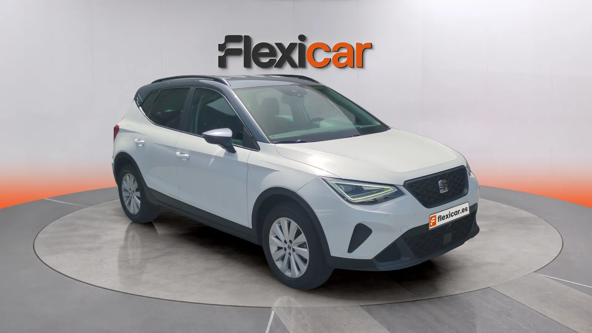 SEAT Arona 1.0 TSI Style - foto 1
