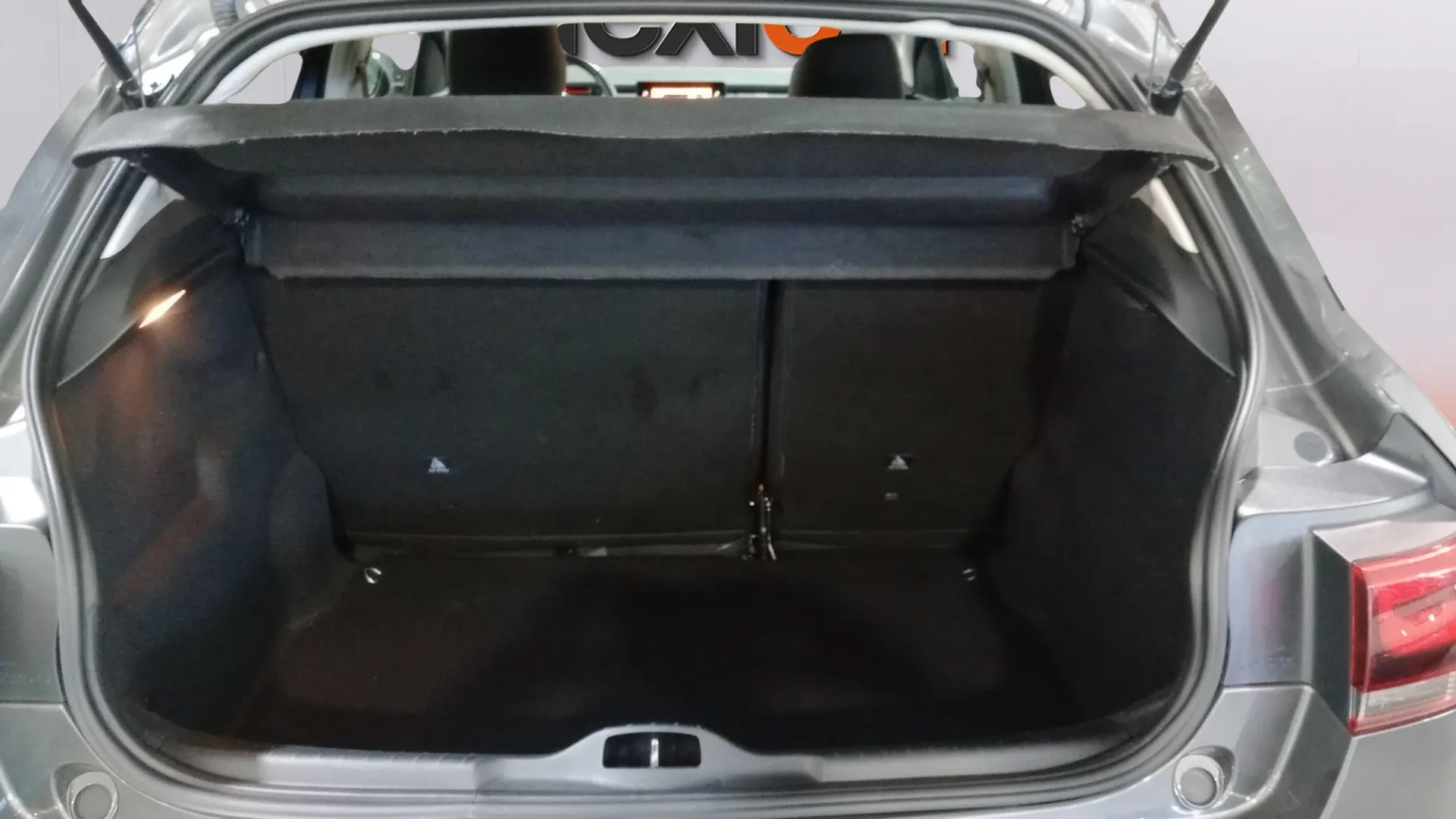 Citroën C4 Cactus BlueHDi 100 Business - foto 9