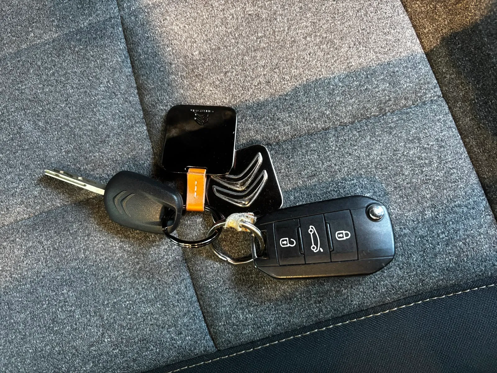 Citroën C4 Cactus BlueHDi 100 Business - foto 14