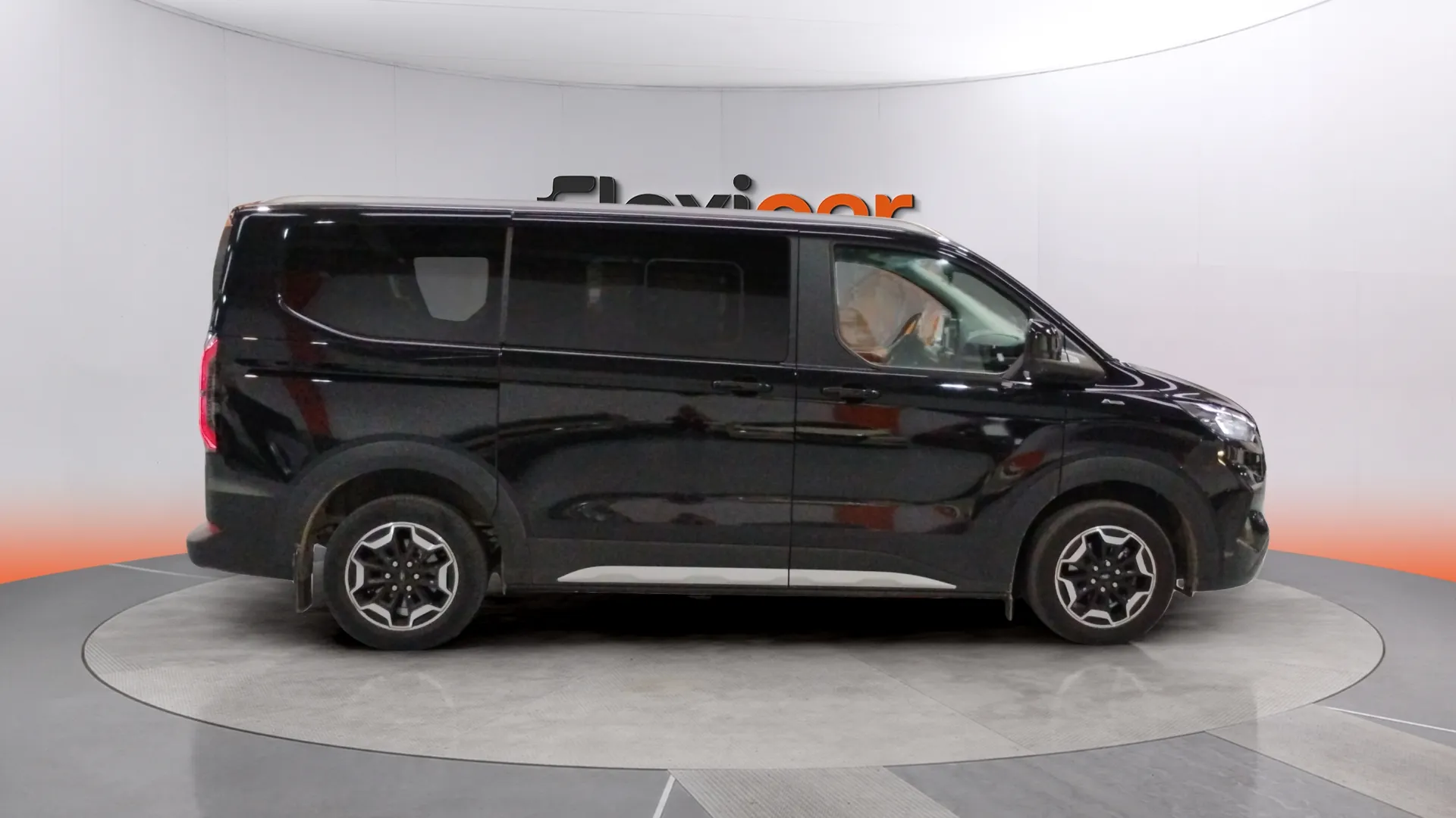 Ford Tourneo Custom 2.0 EcoBlue L1 Active - foto 7